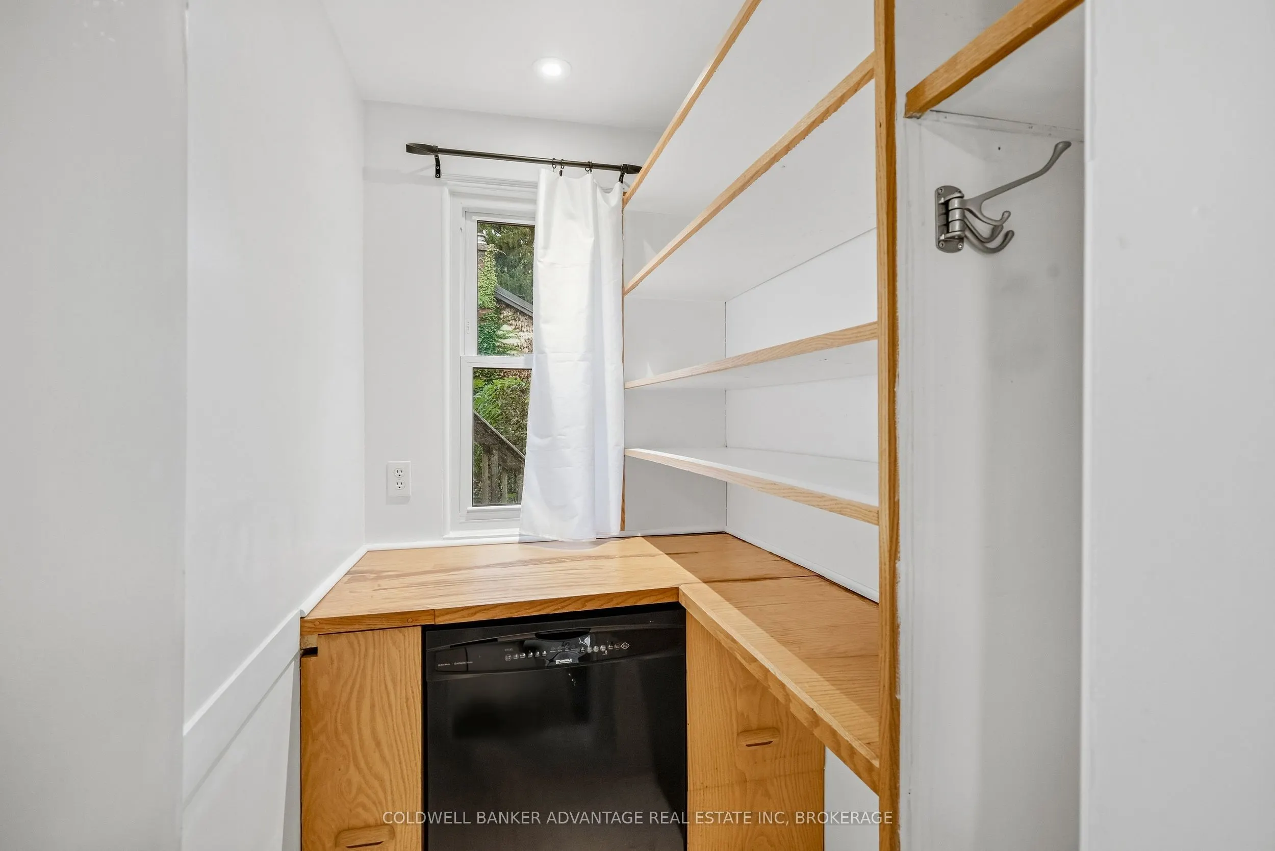 368 Niagara Street