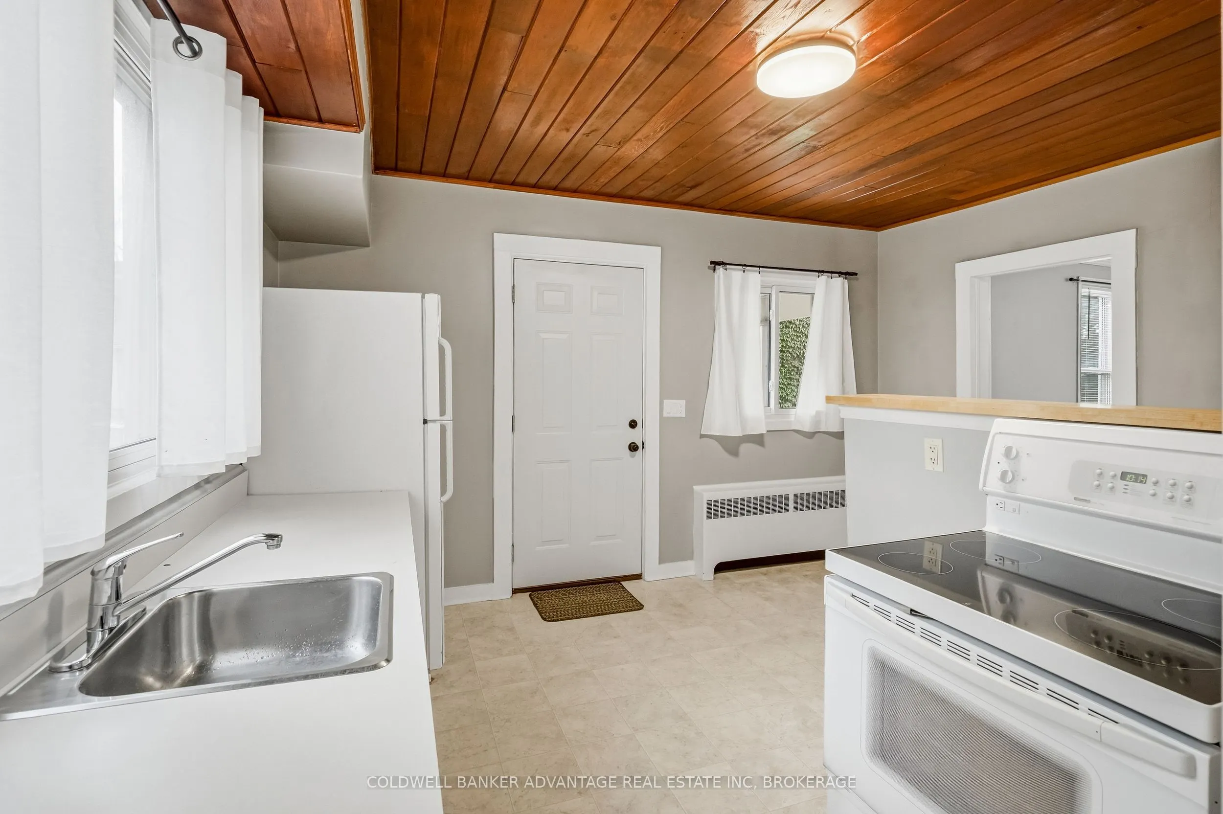368 Niagara Street