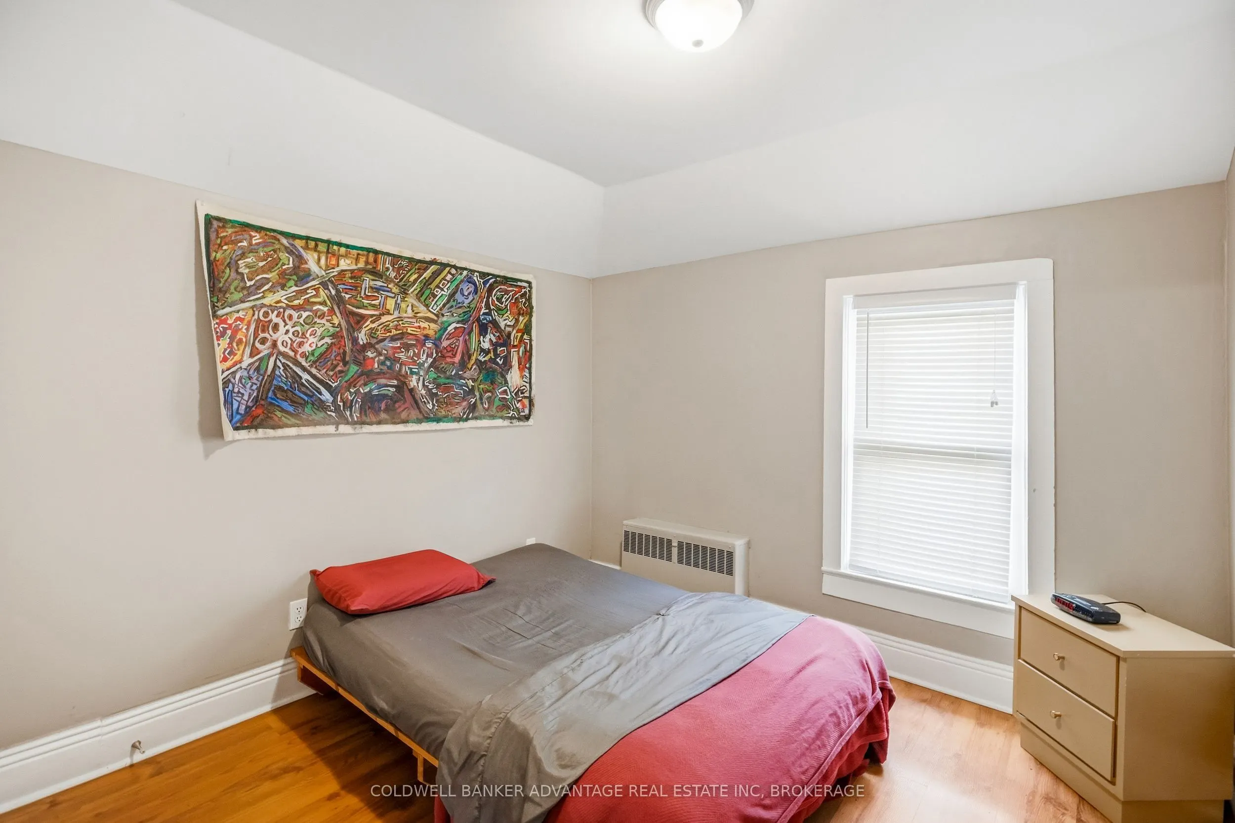 368 Niagara Street
