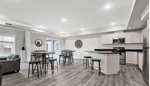 501 Frontenac Street #312
