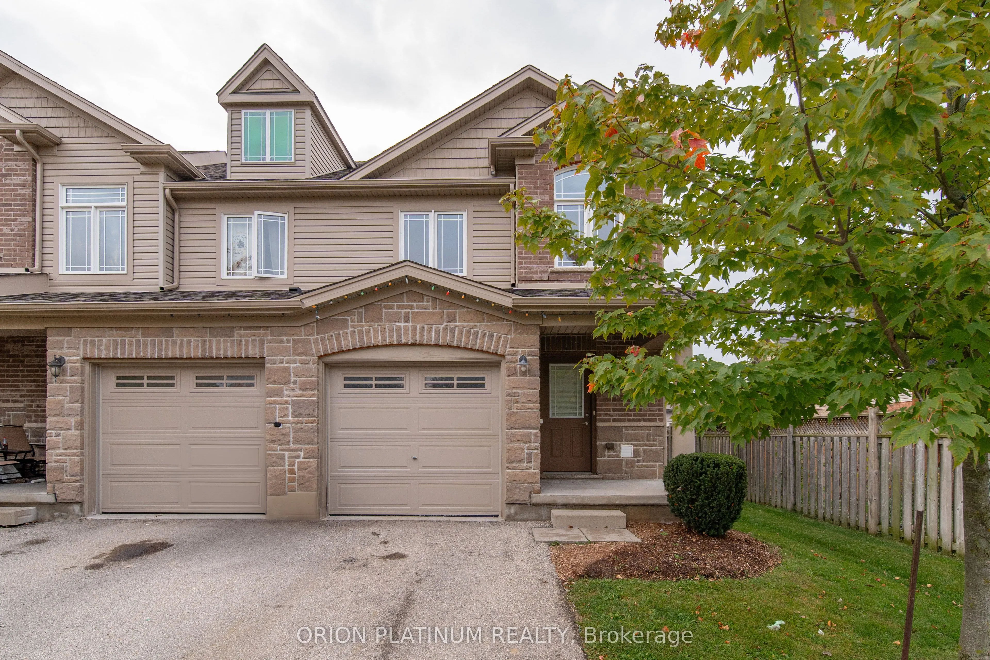 15 Kingsbury Square #29