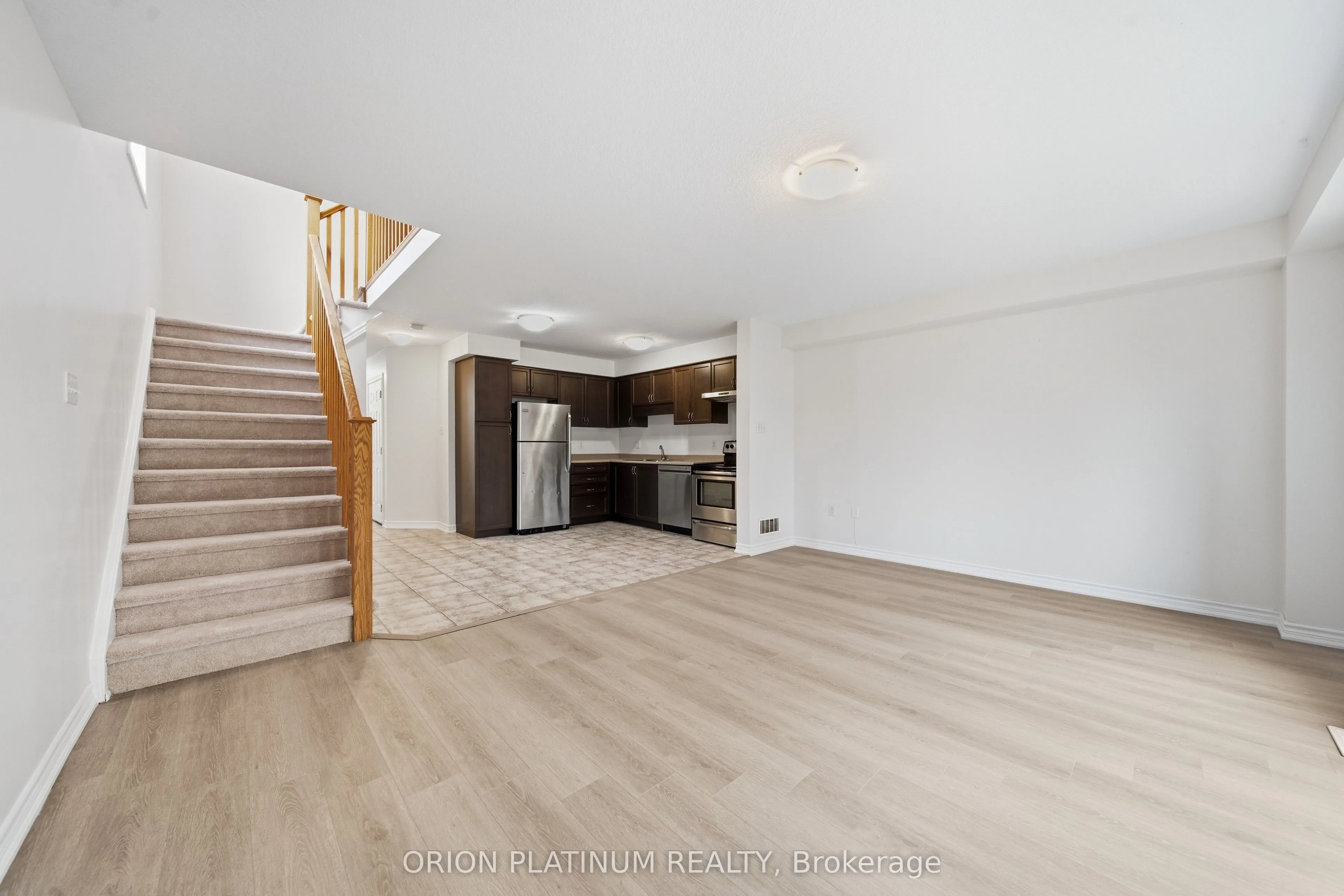 15 Kingsbury Square #29
