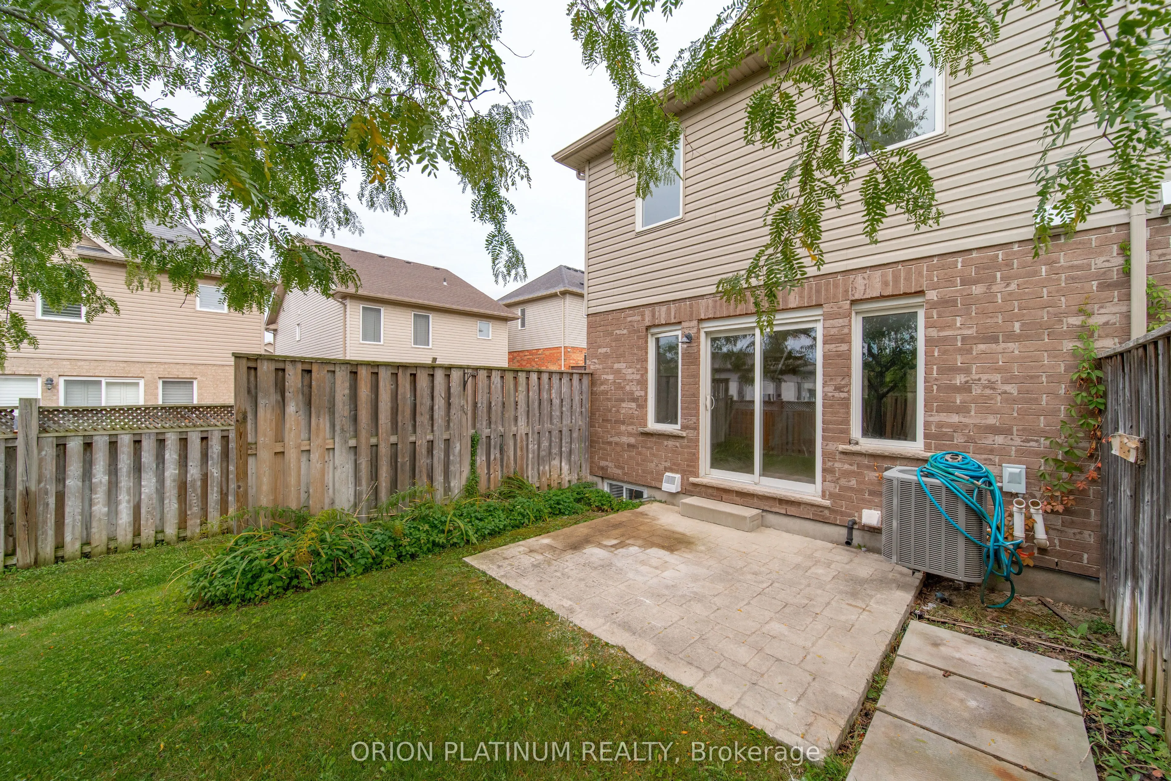 15 Kingsbury Square #29