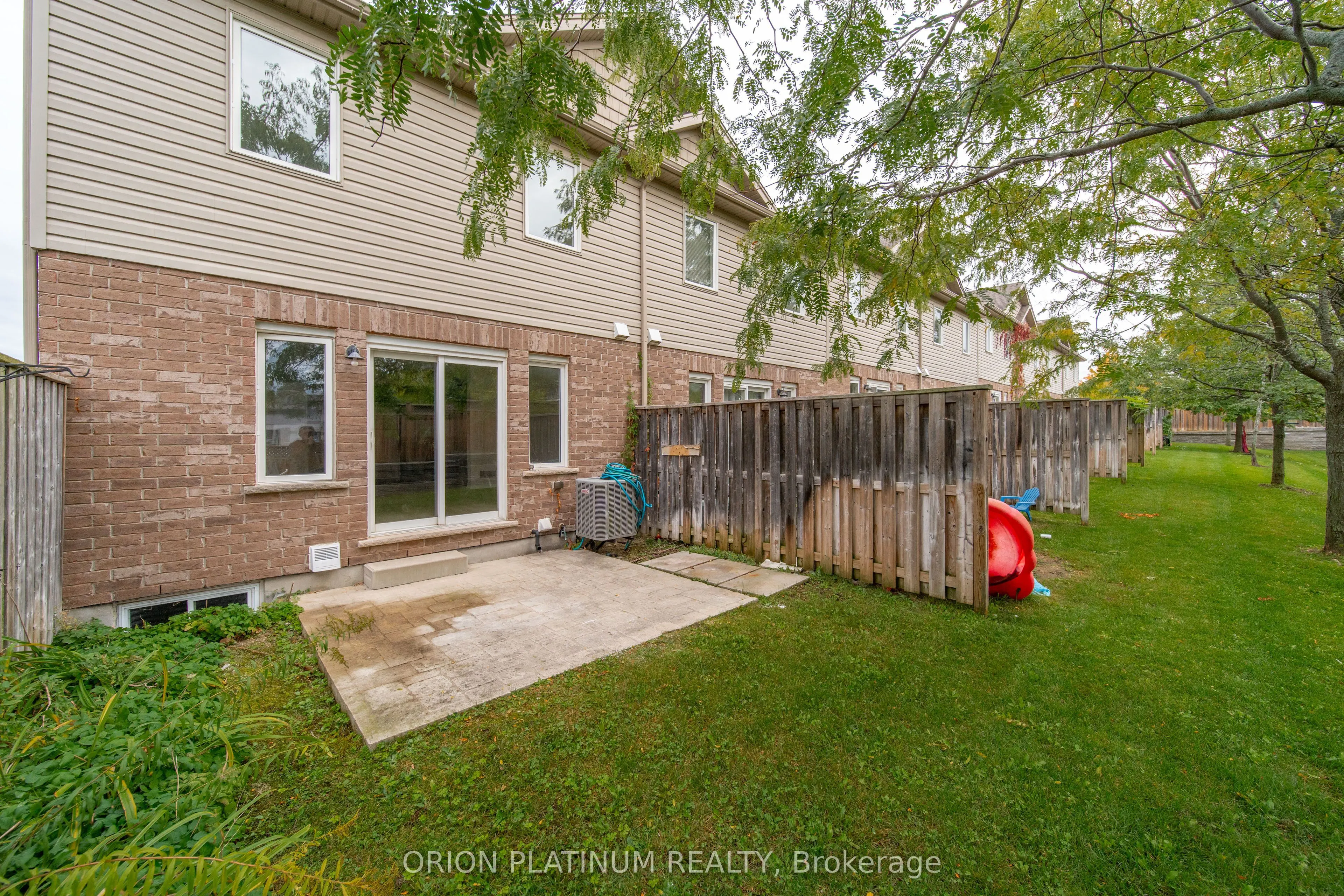 15 Kingsbury Square #29