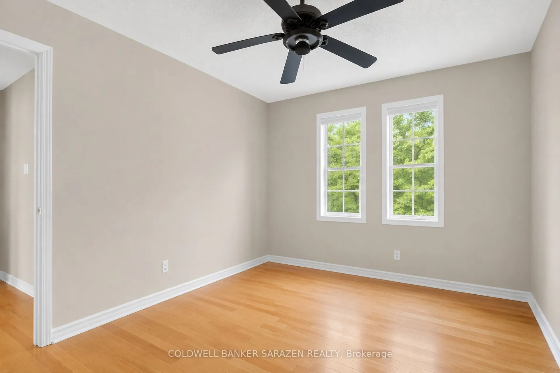7 Barnstone Drive