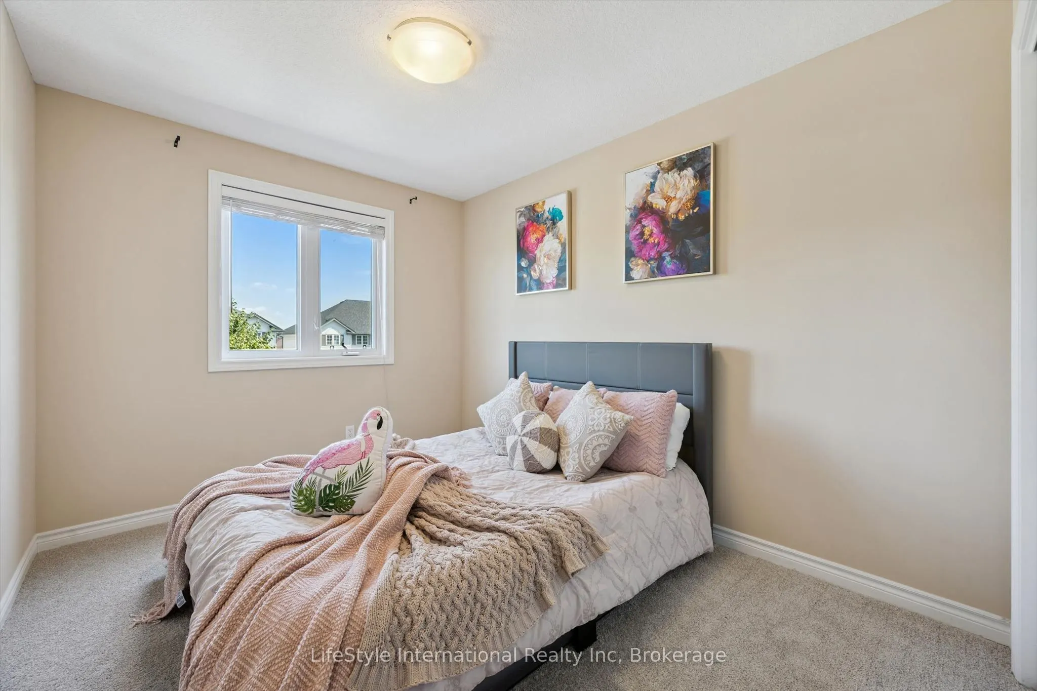 47 HASLER Crescent