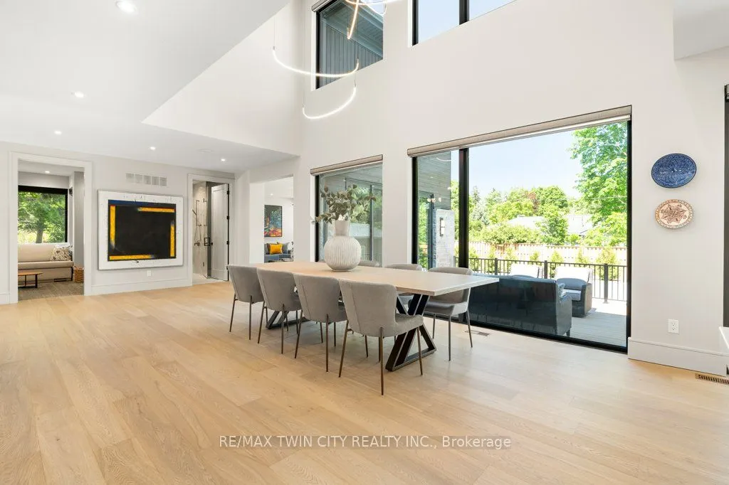 26 Golfview Place