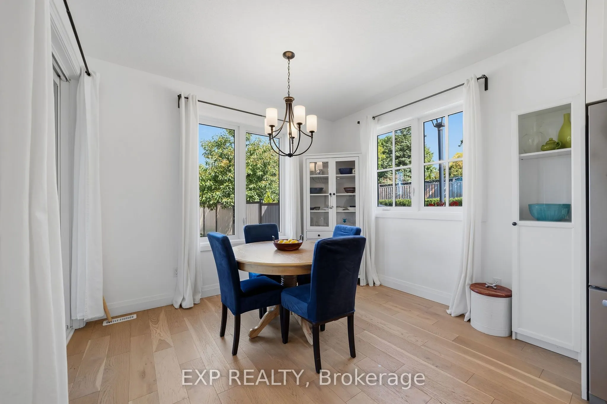 10038 Oxbow Drive #1