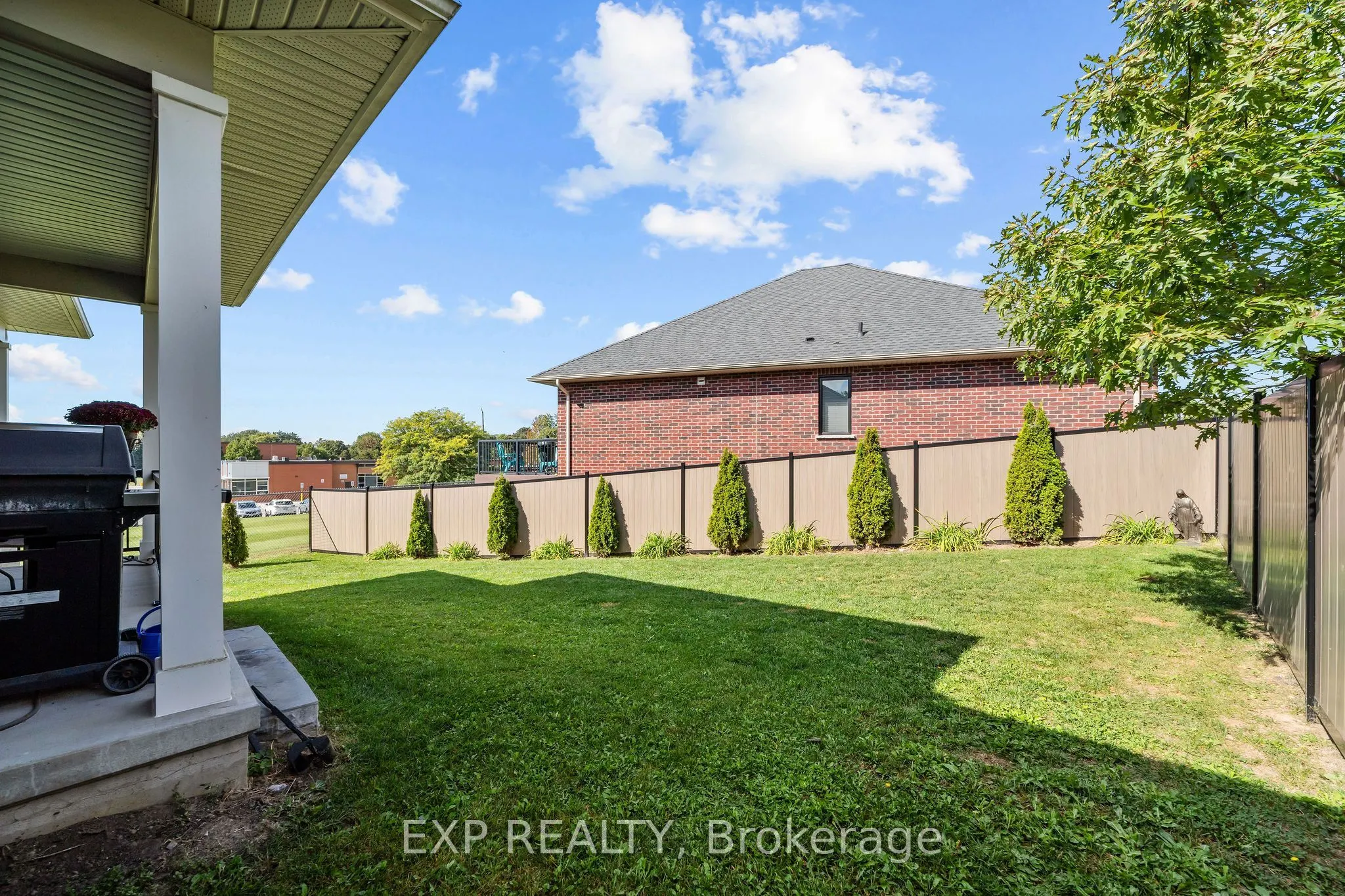10038 Oxbow Drive #1