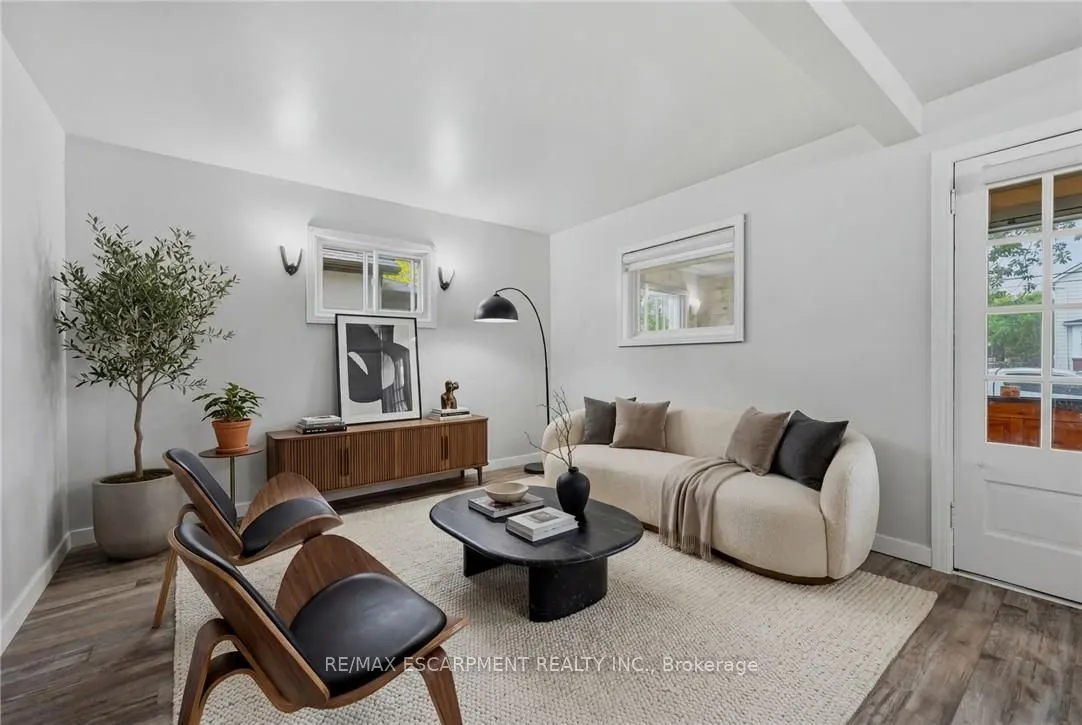 458 Davis Street