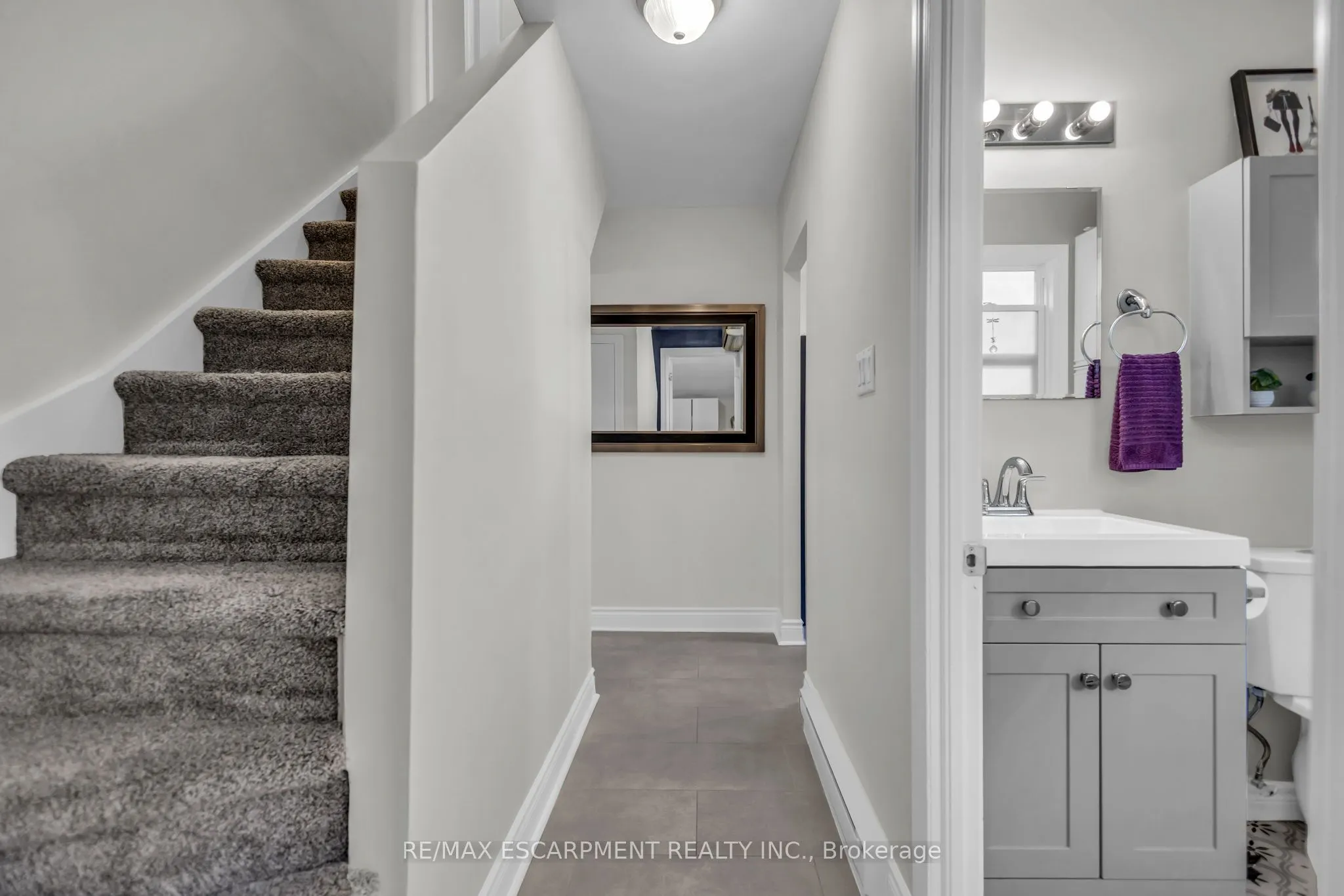 79 Brydges Street