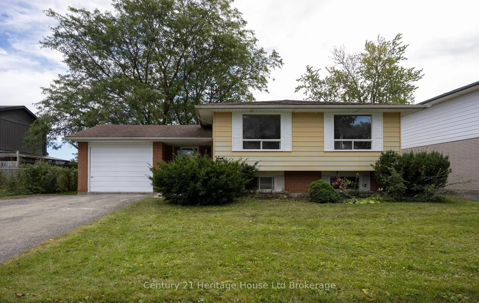 111 Briarhill Drive