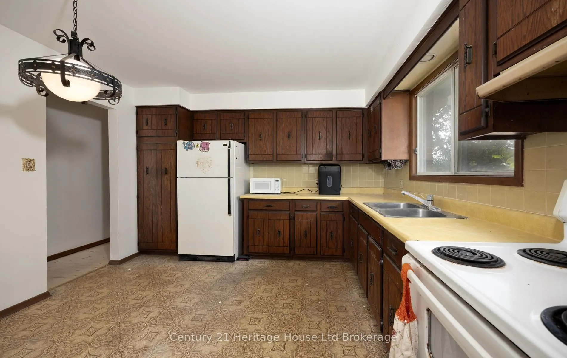 111 Briarhill Drive