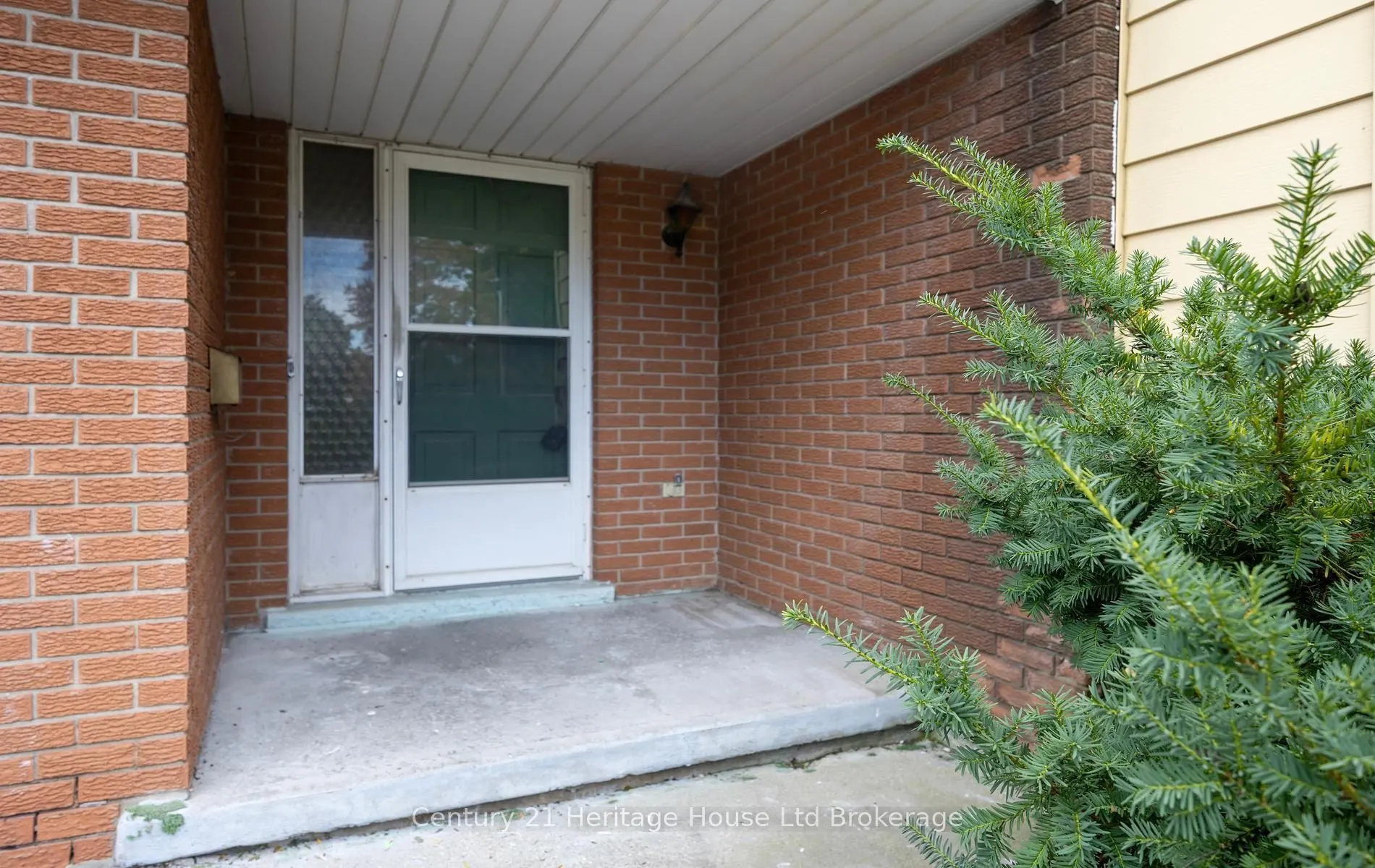 111 Briarhill Drive