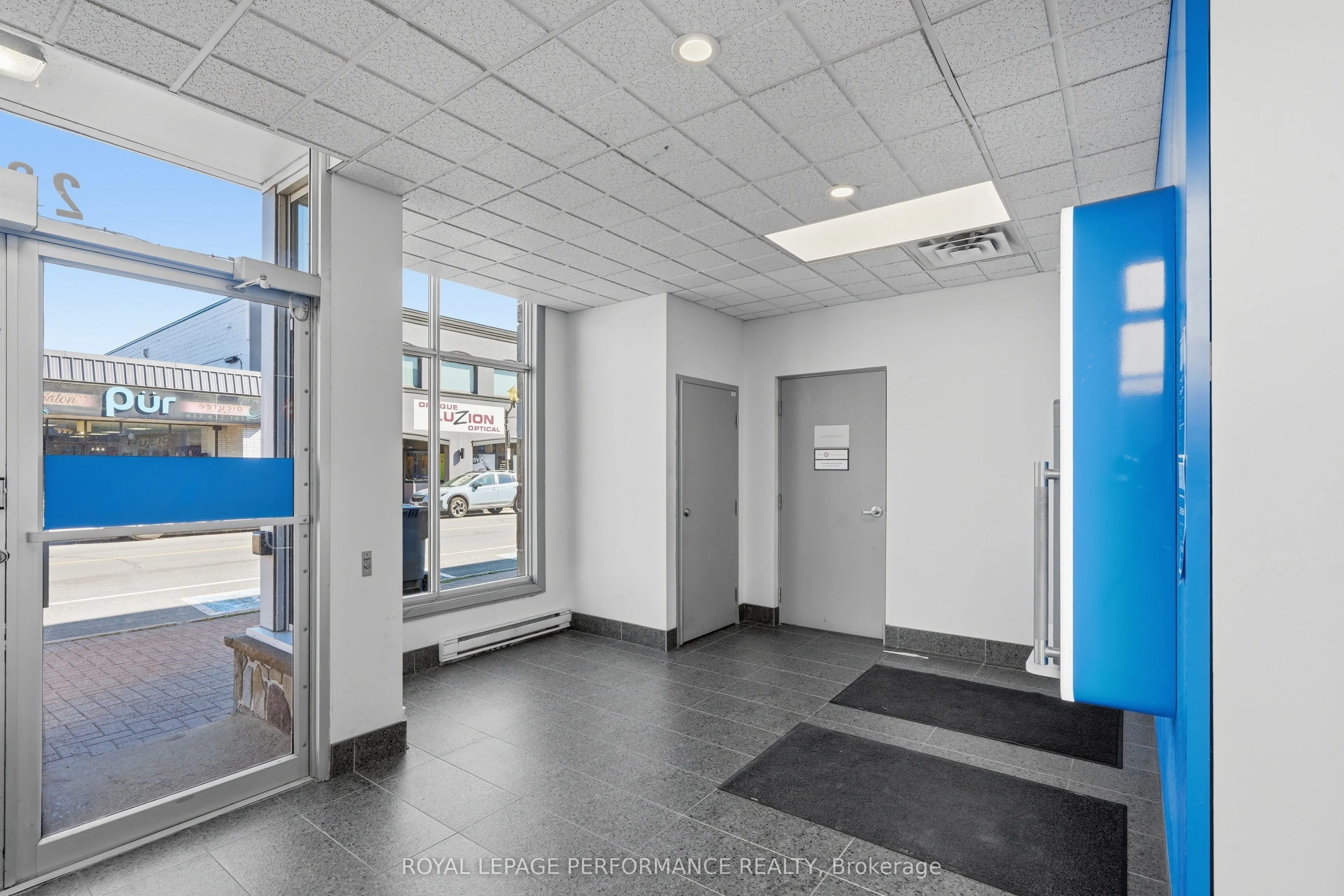 280 Main Street E