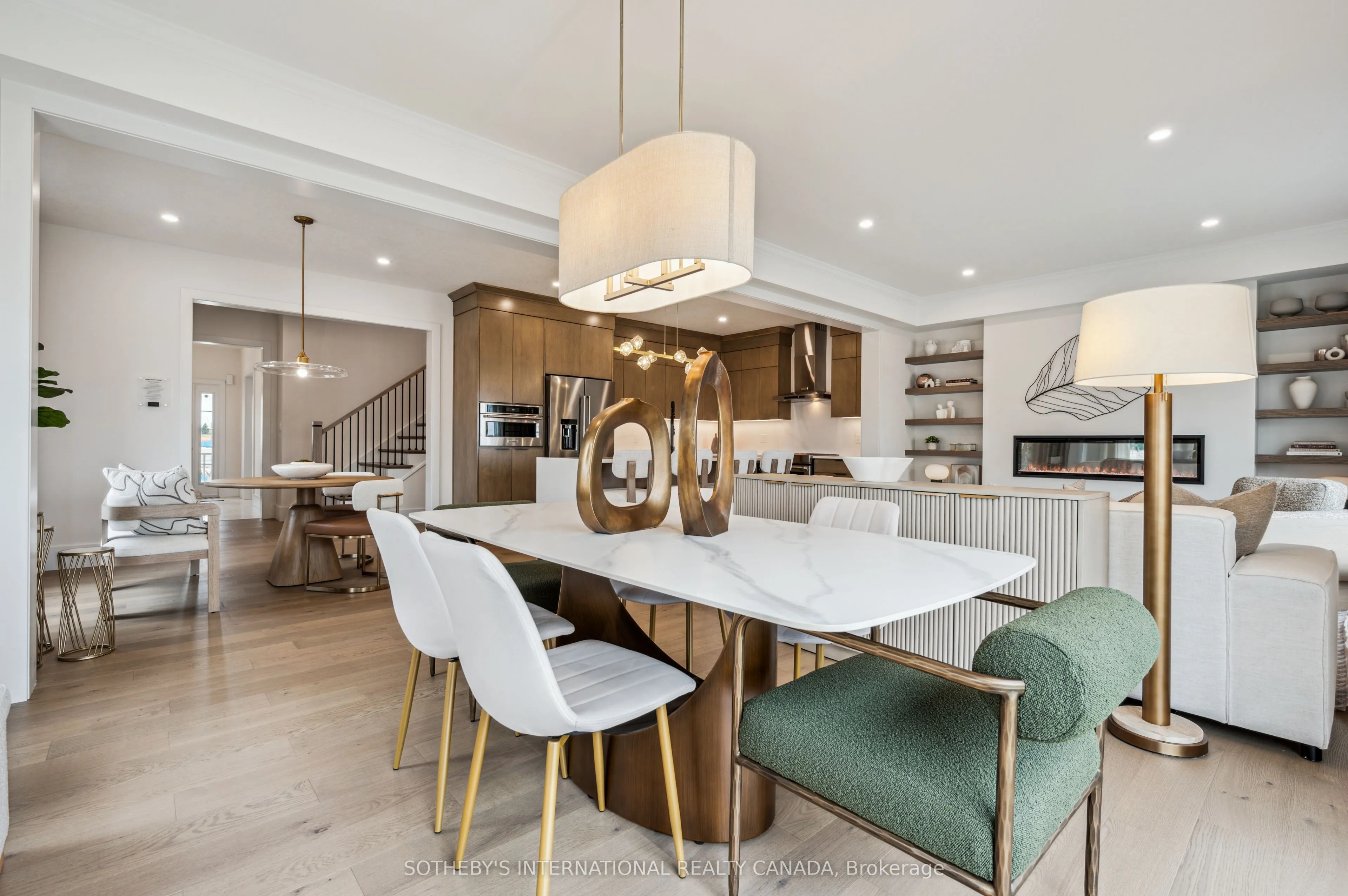 612 Anton Crescent