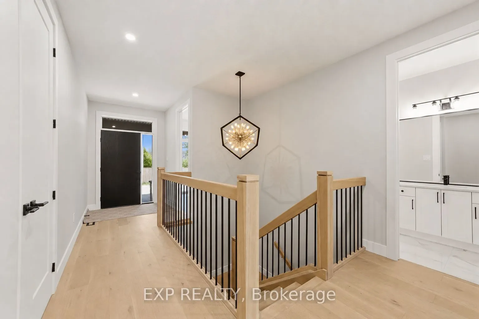 430 Head Street N #30