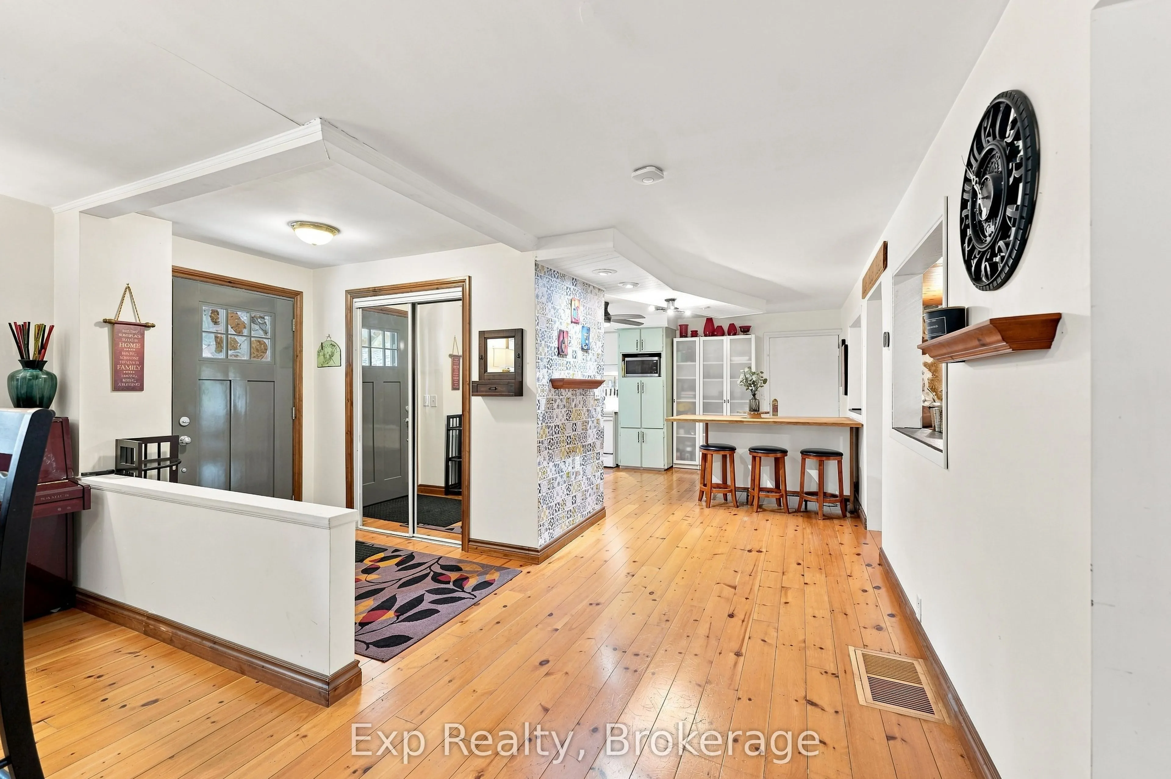 587 Scuttlehole Road