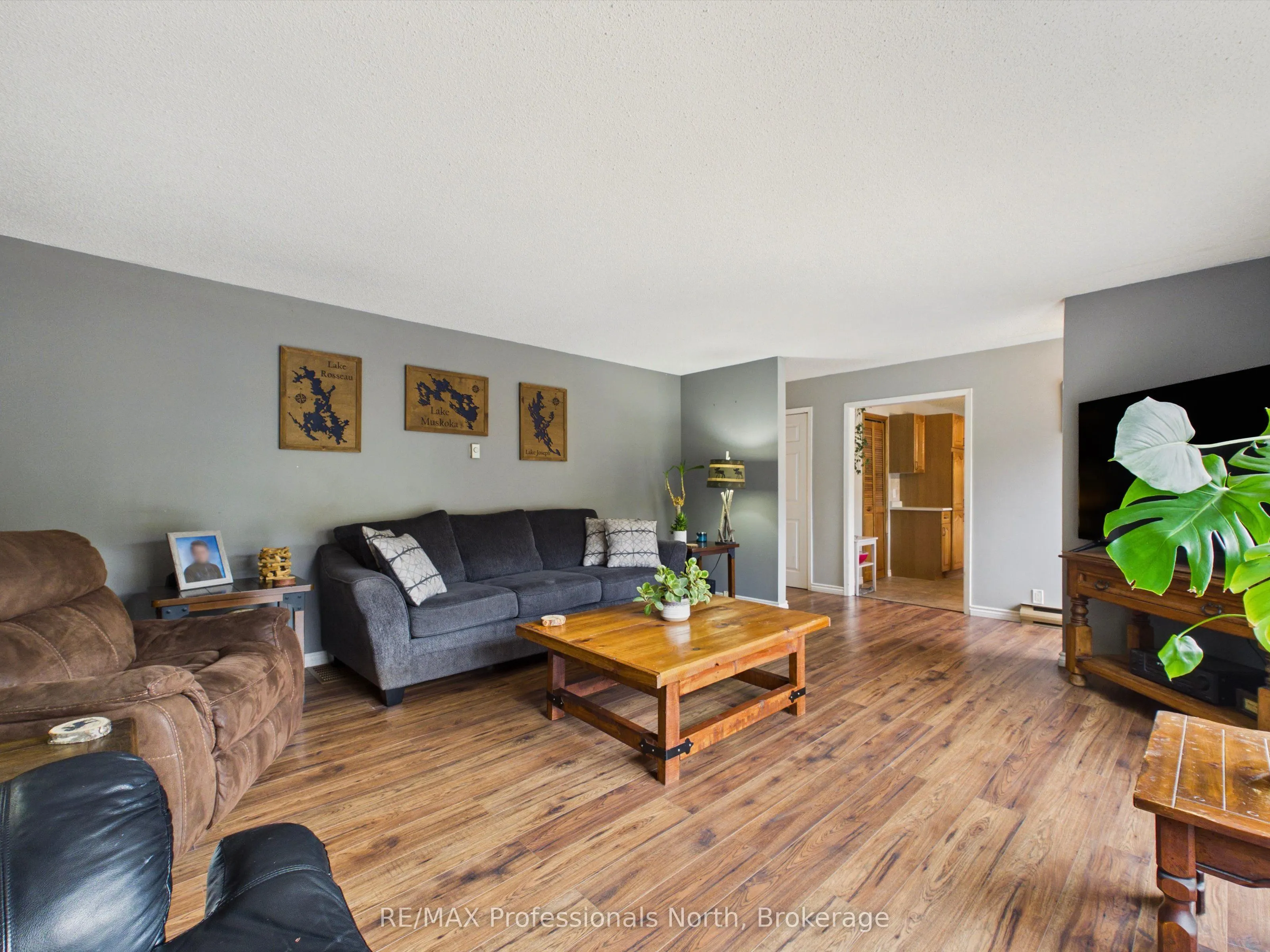 4226 Aspdin Road