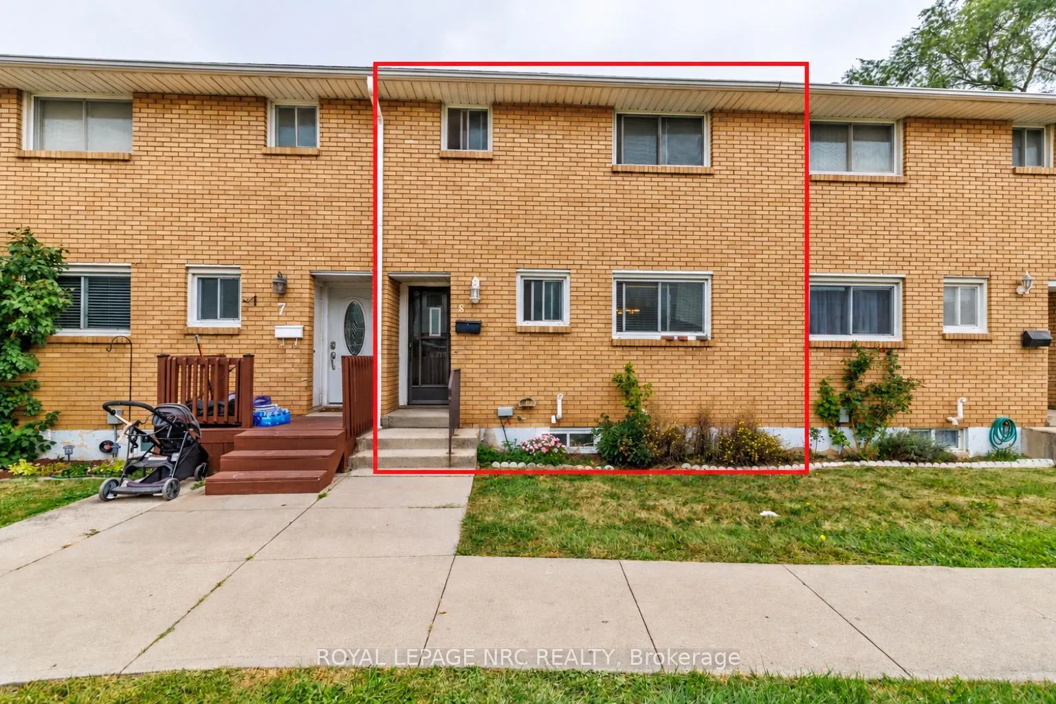 161 Berkindale Drive #8