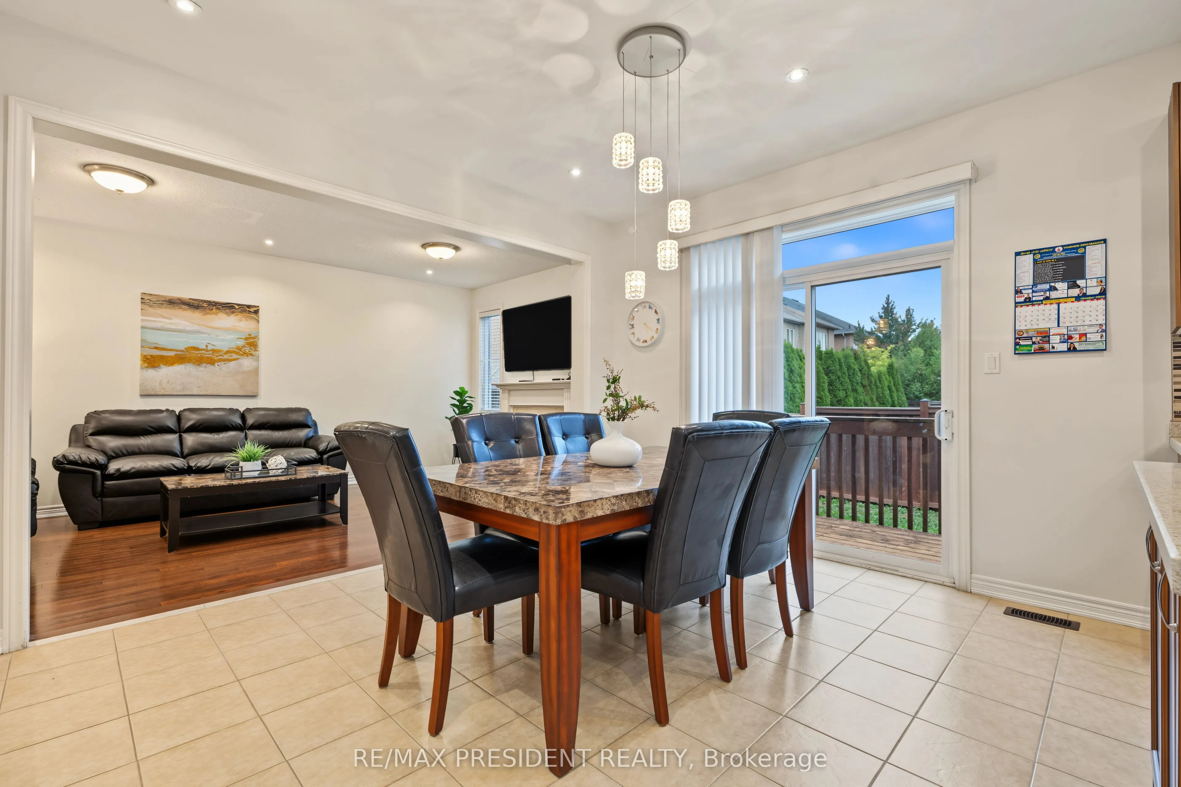 17 Mccartney Street