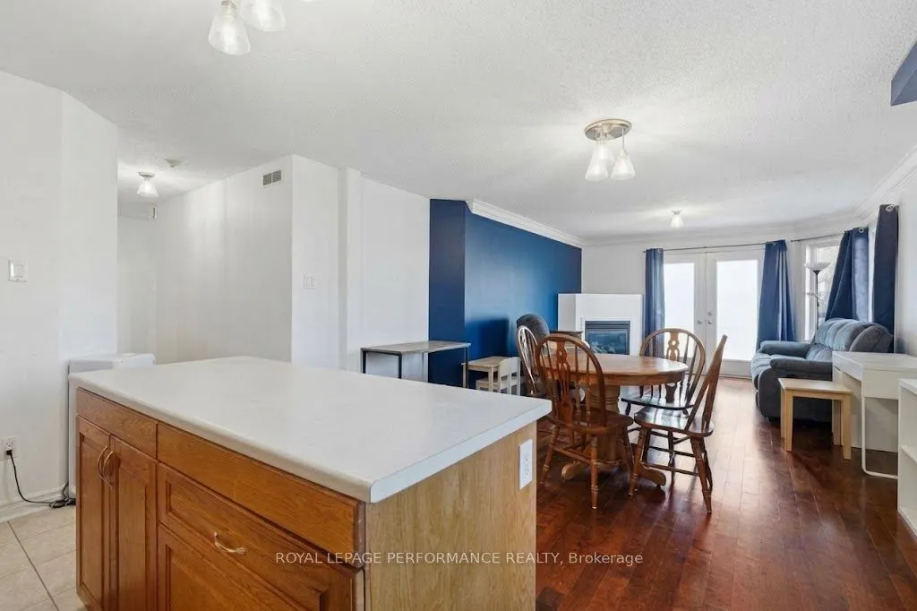 770 Principale Street #201