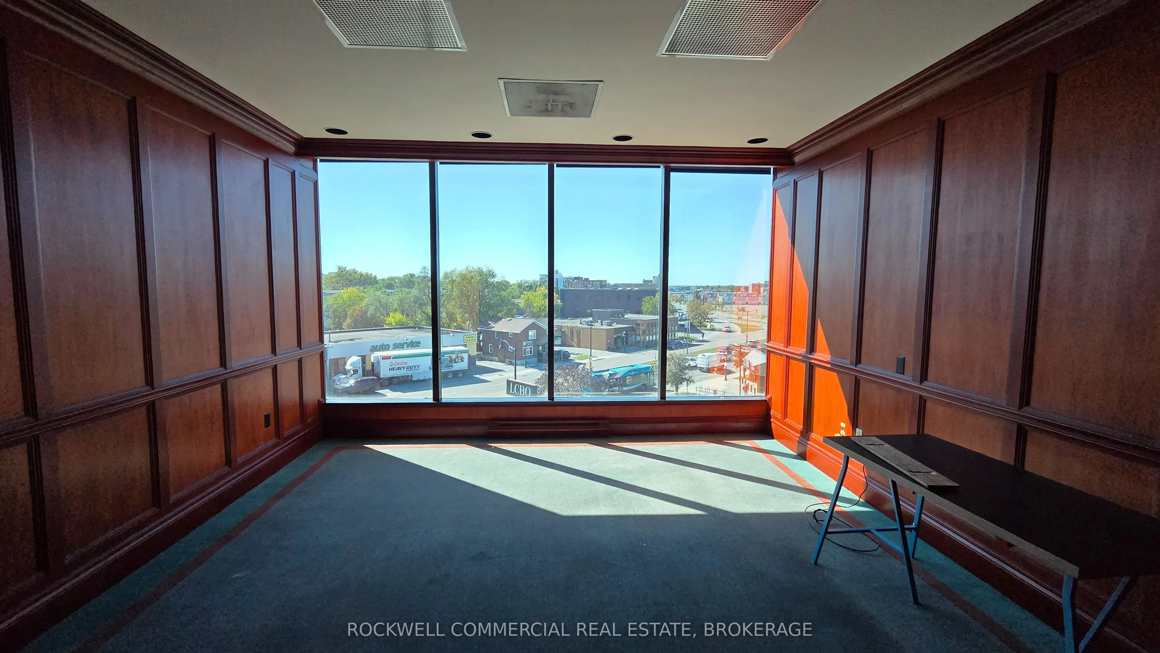 863 Princess Street #301