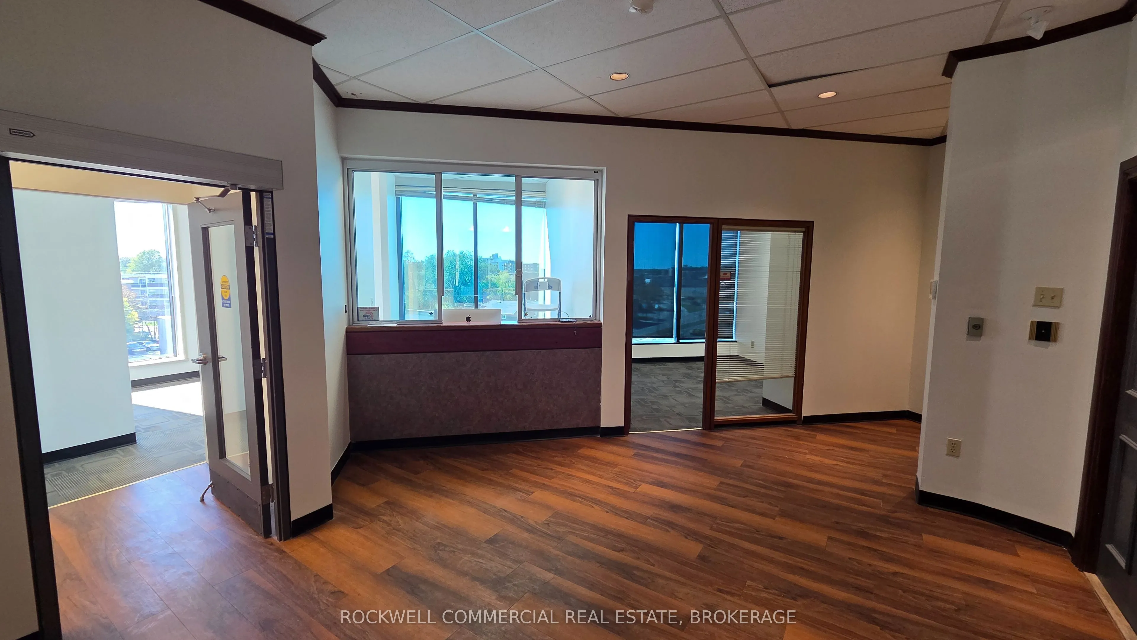 863 Princess Street #301