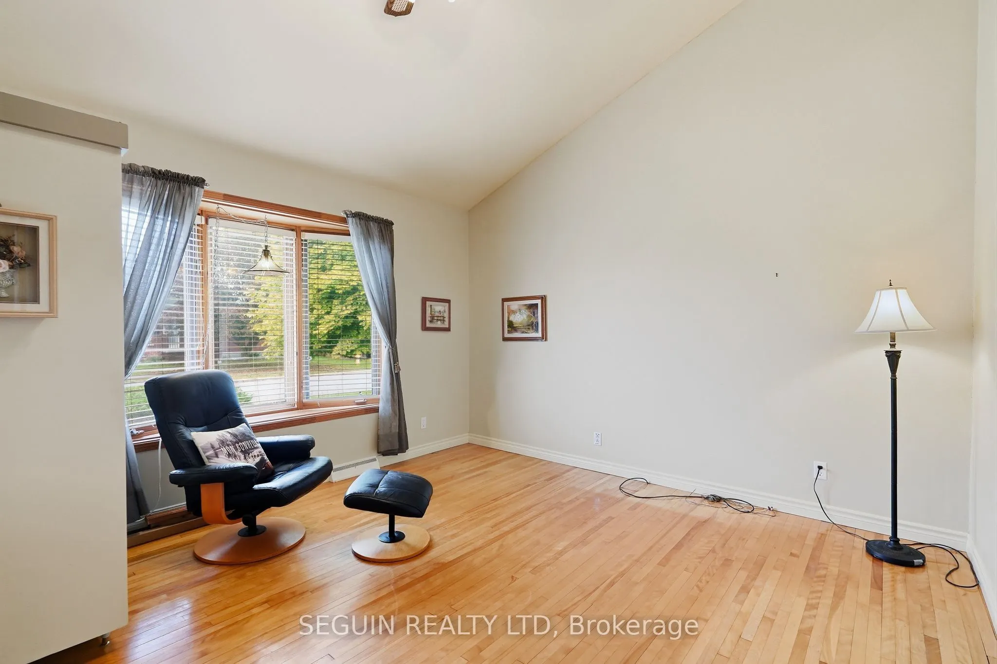 662 Rejane Crescent
