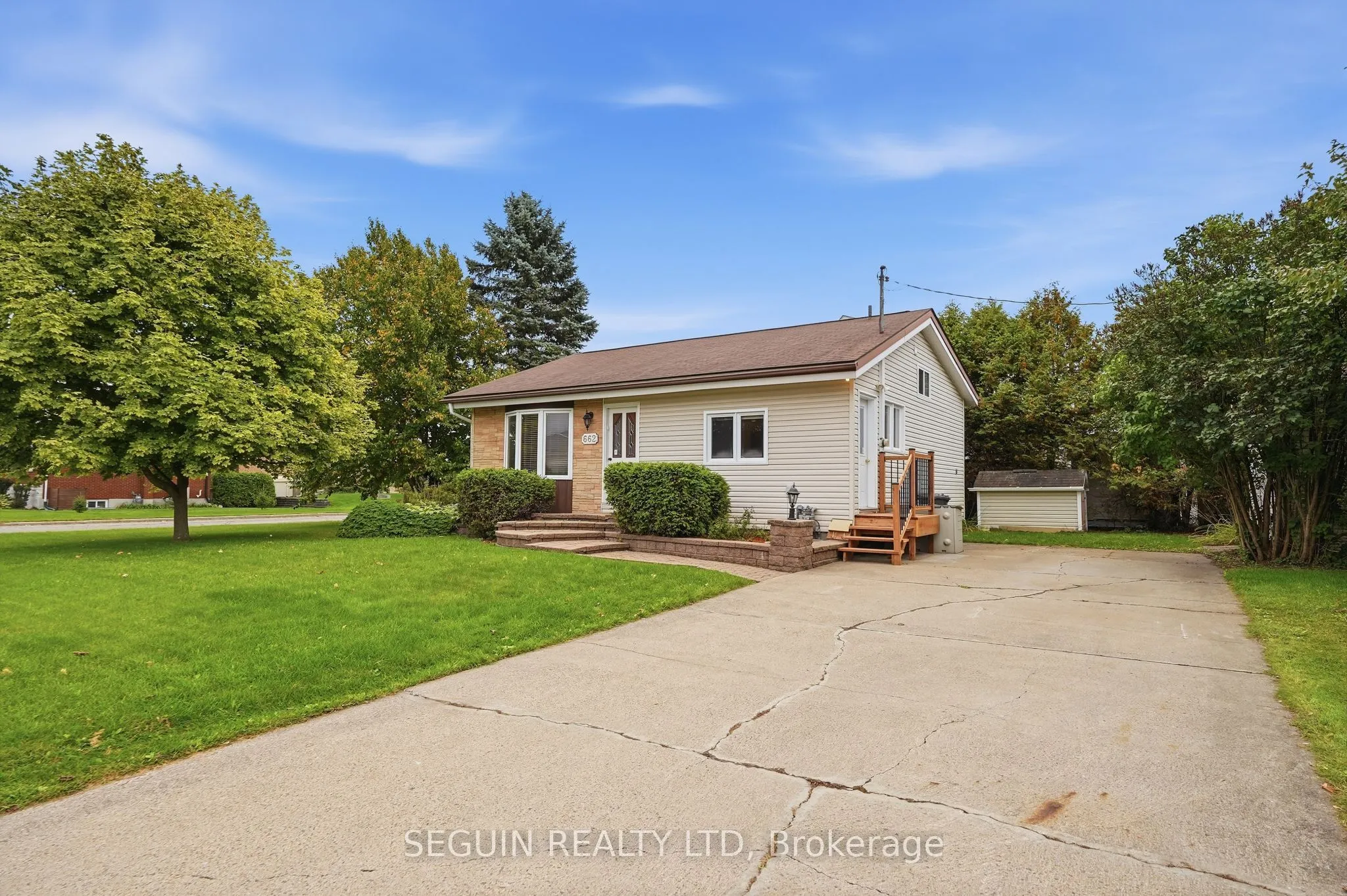 662 Rejane Crescent