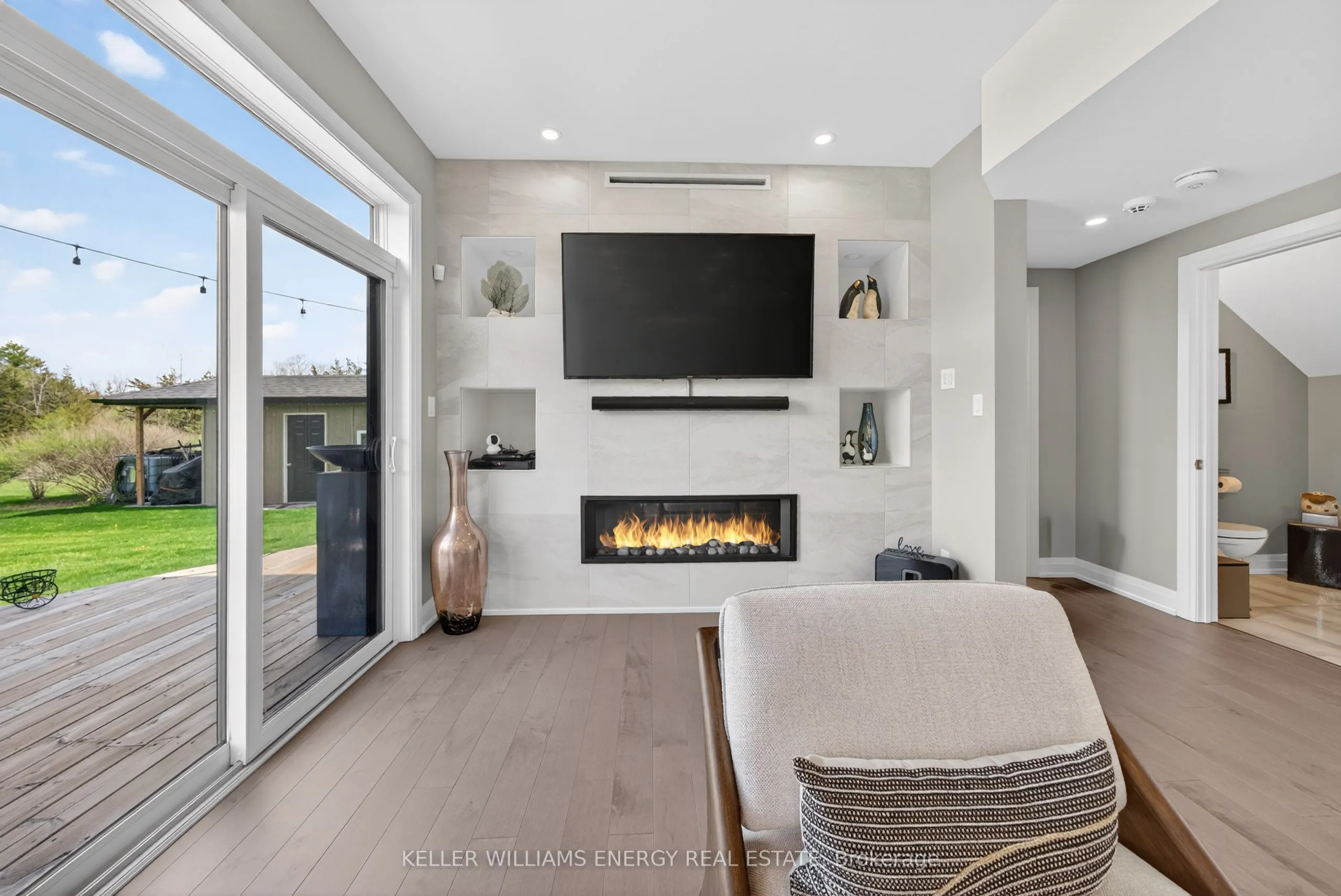 108 Foster Road