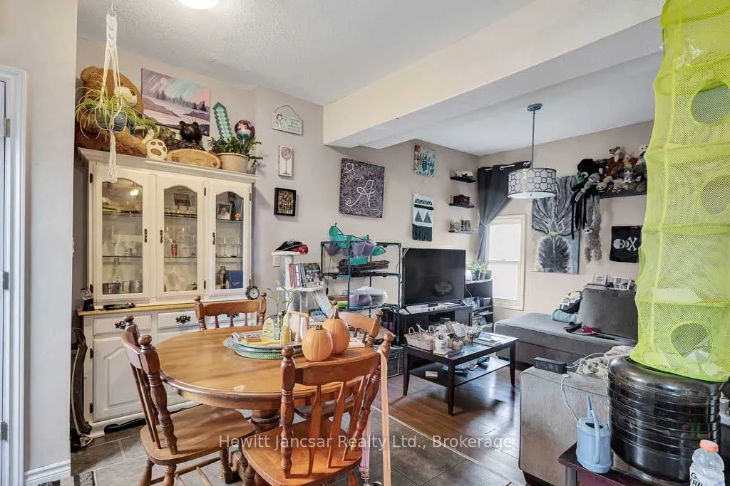 797 Hamilton Road