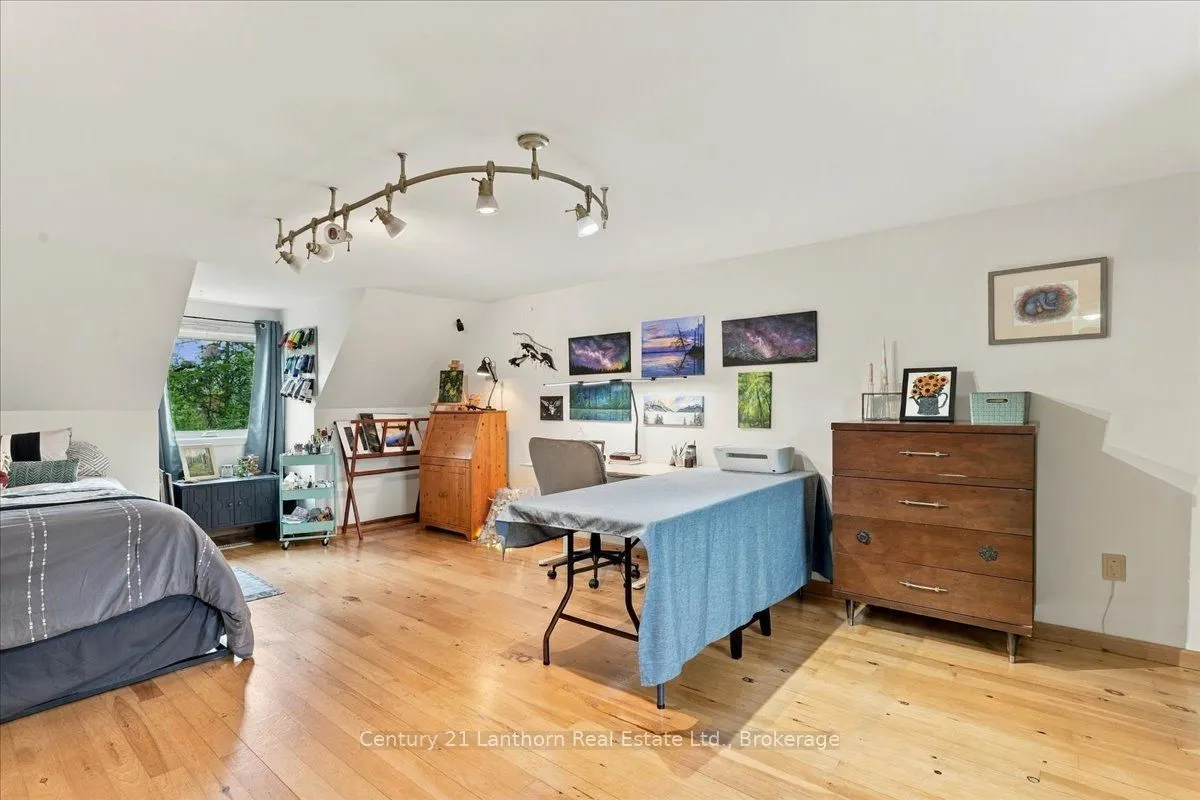 844 Cordova Road