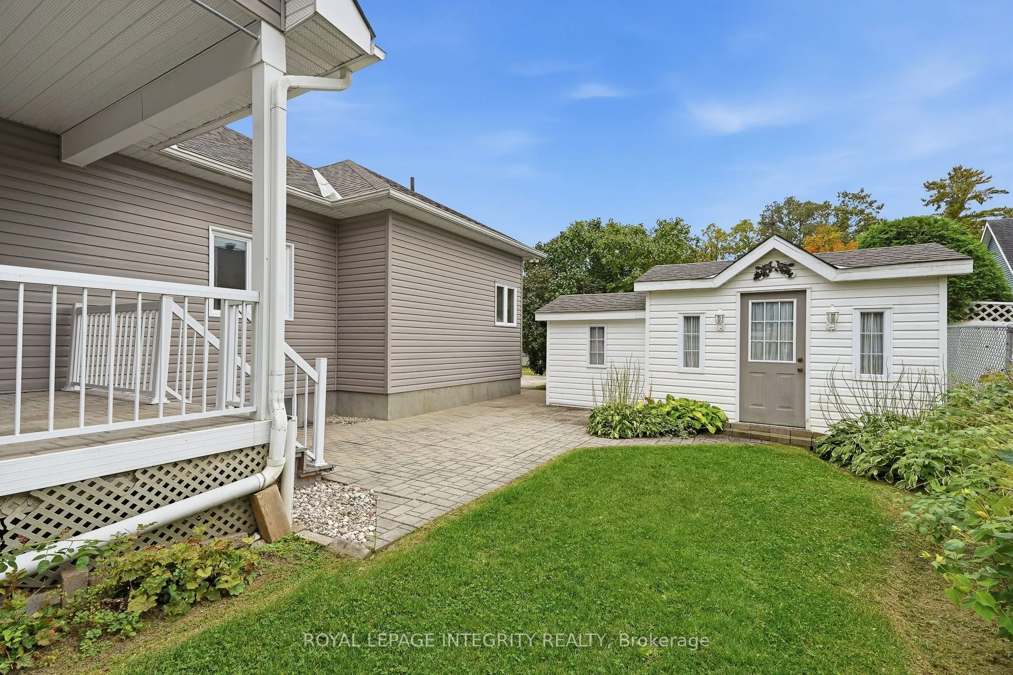 888 Hiawatha Park Road
