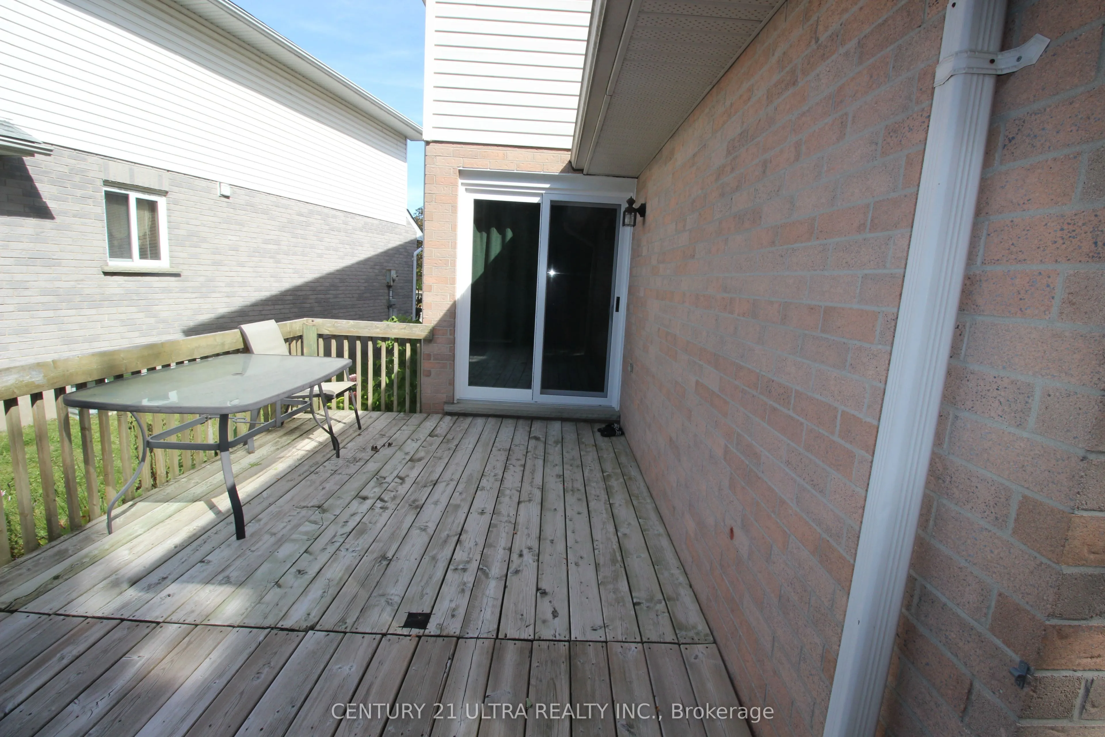 373 Brembel Crescent