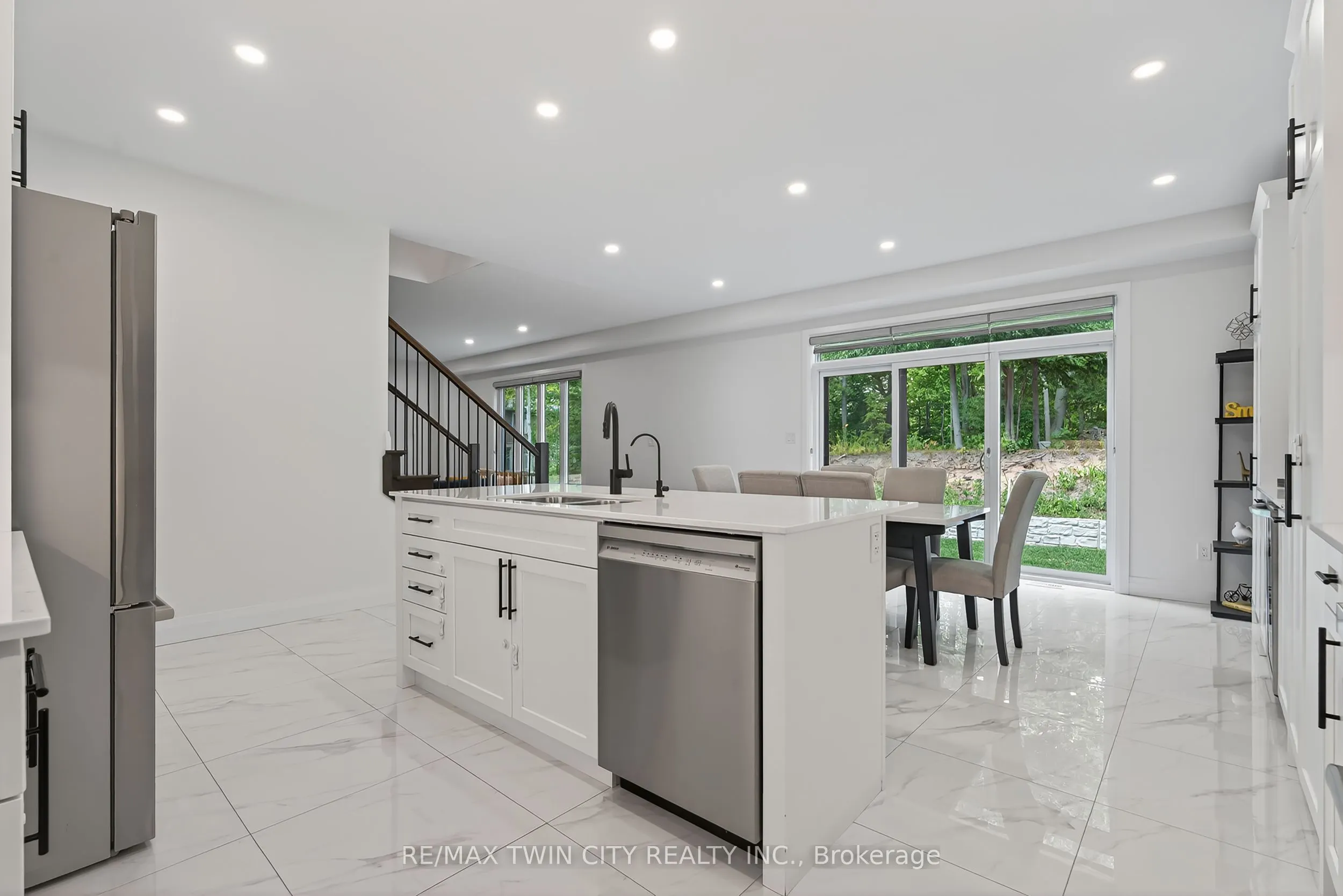 209 Jeffrey Place
