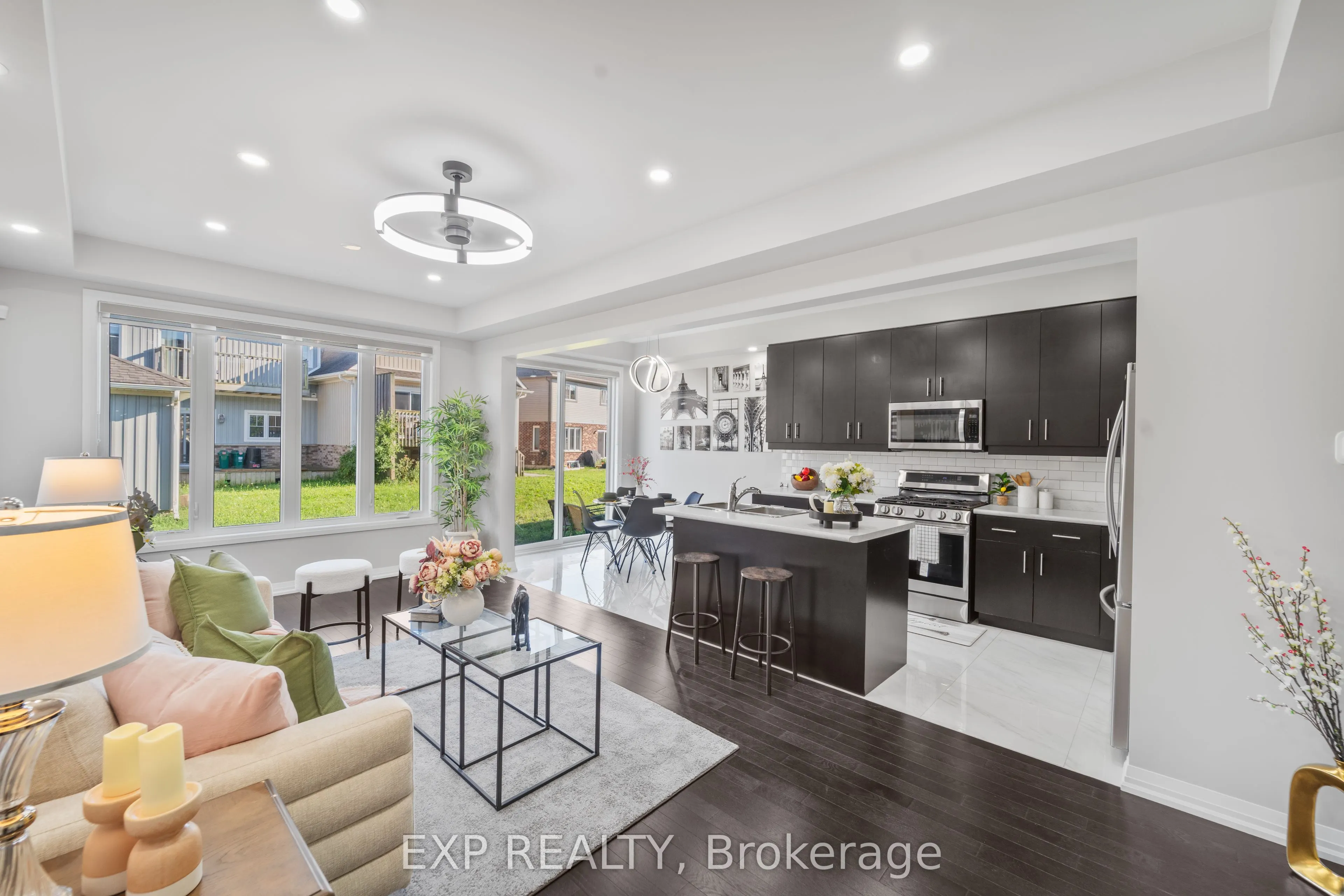 116 Bur Oak Drive