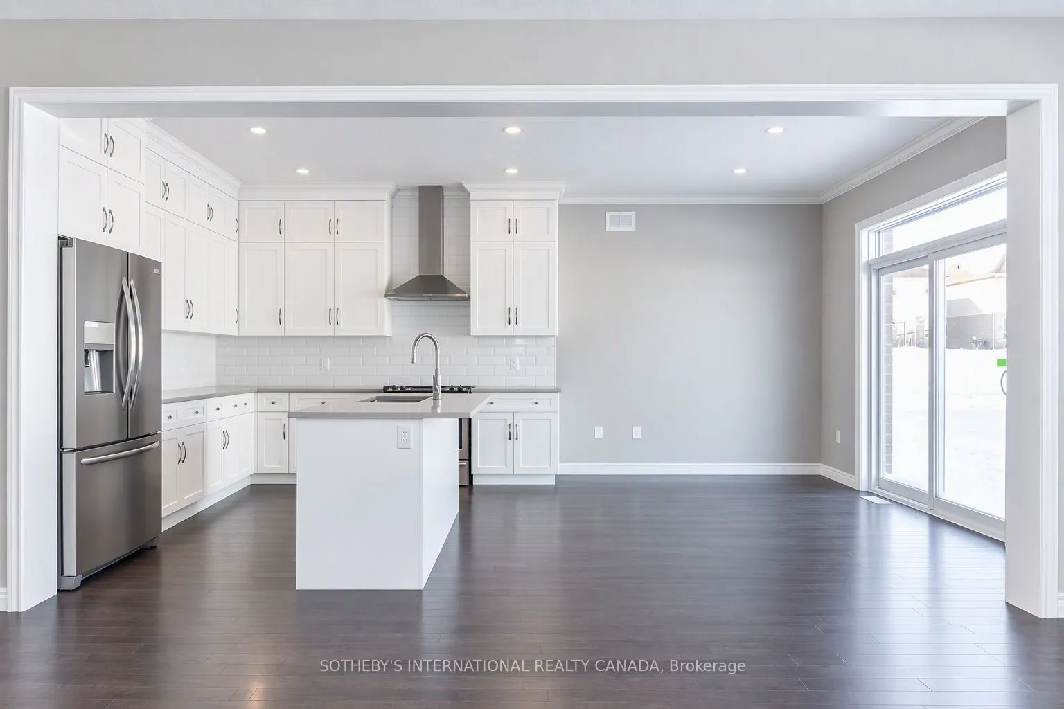529 Anton Crescent