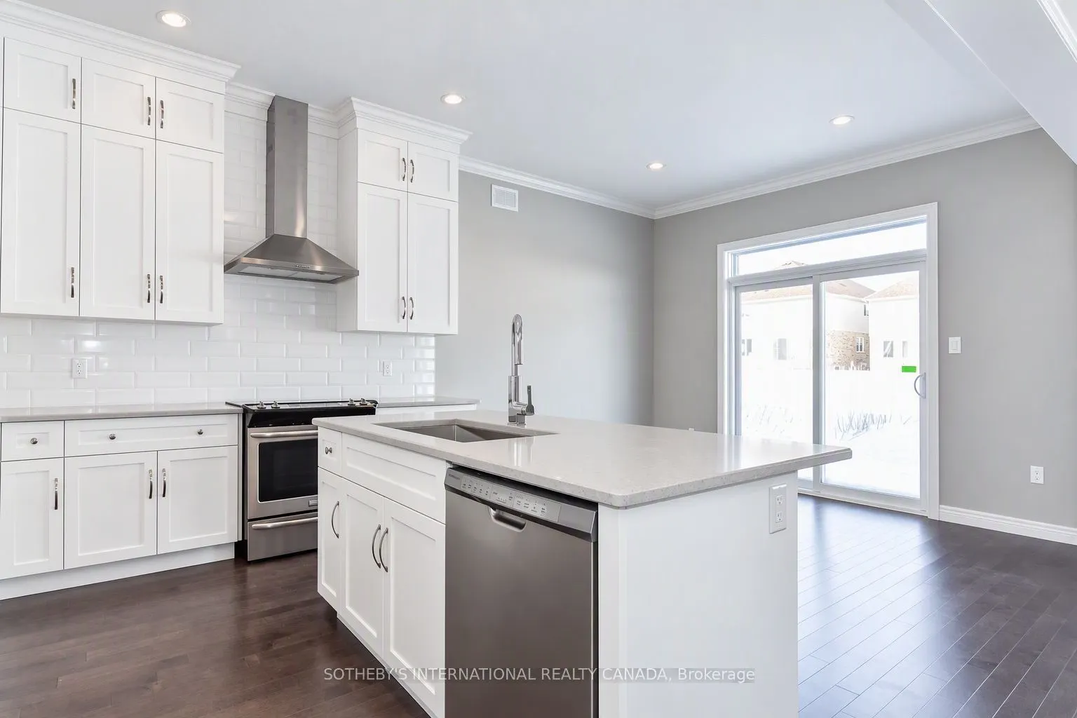 529 Anton Crescent