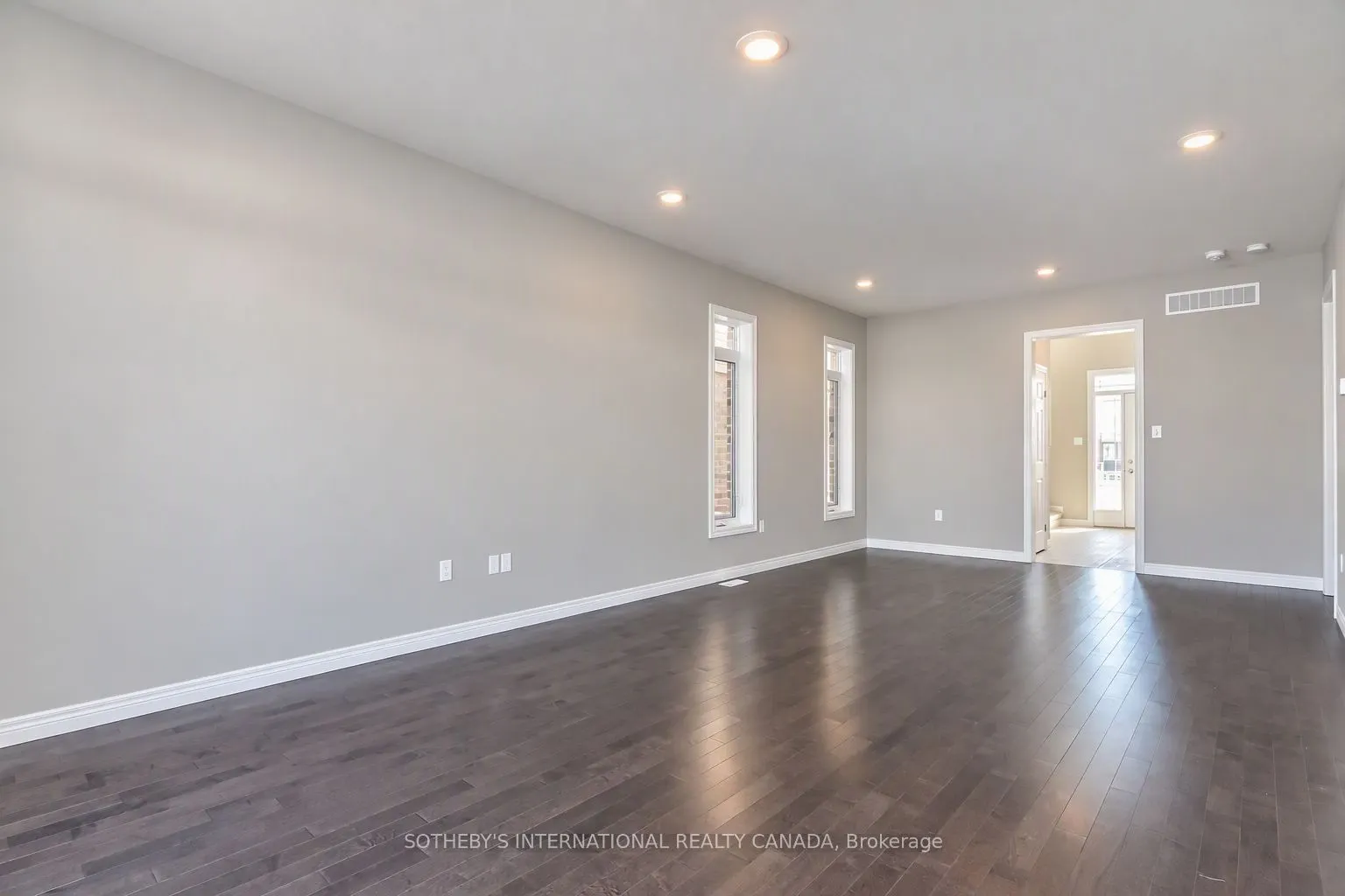 529 Anton Crescent