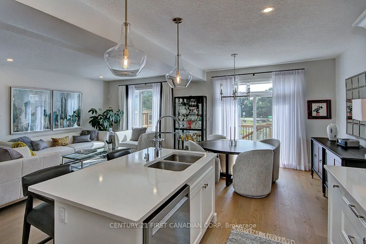 420 Old Wonderland Road #2