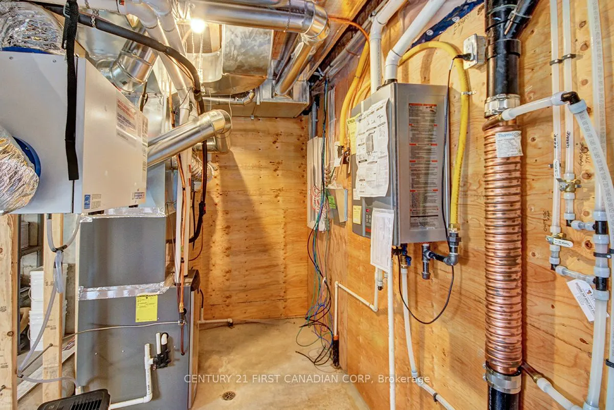 420 Old Wonderland Road #2