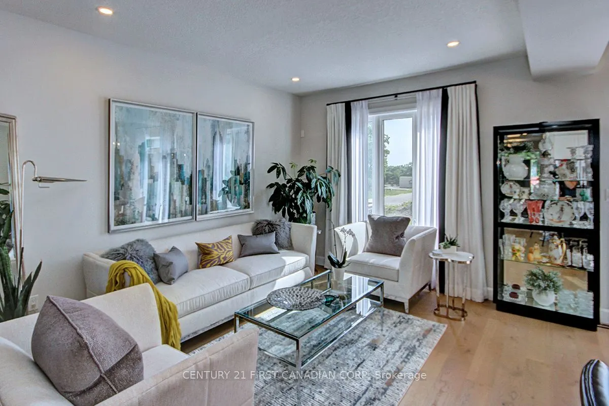 420 Old Wonderland Road #2