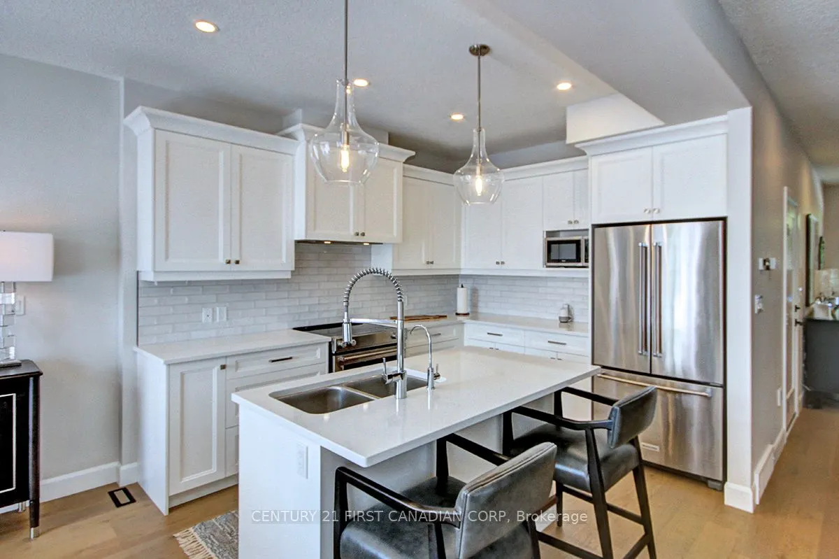420 Old Wonderland Road #2