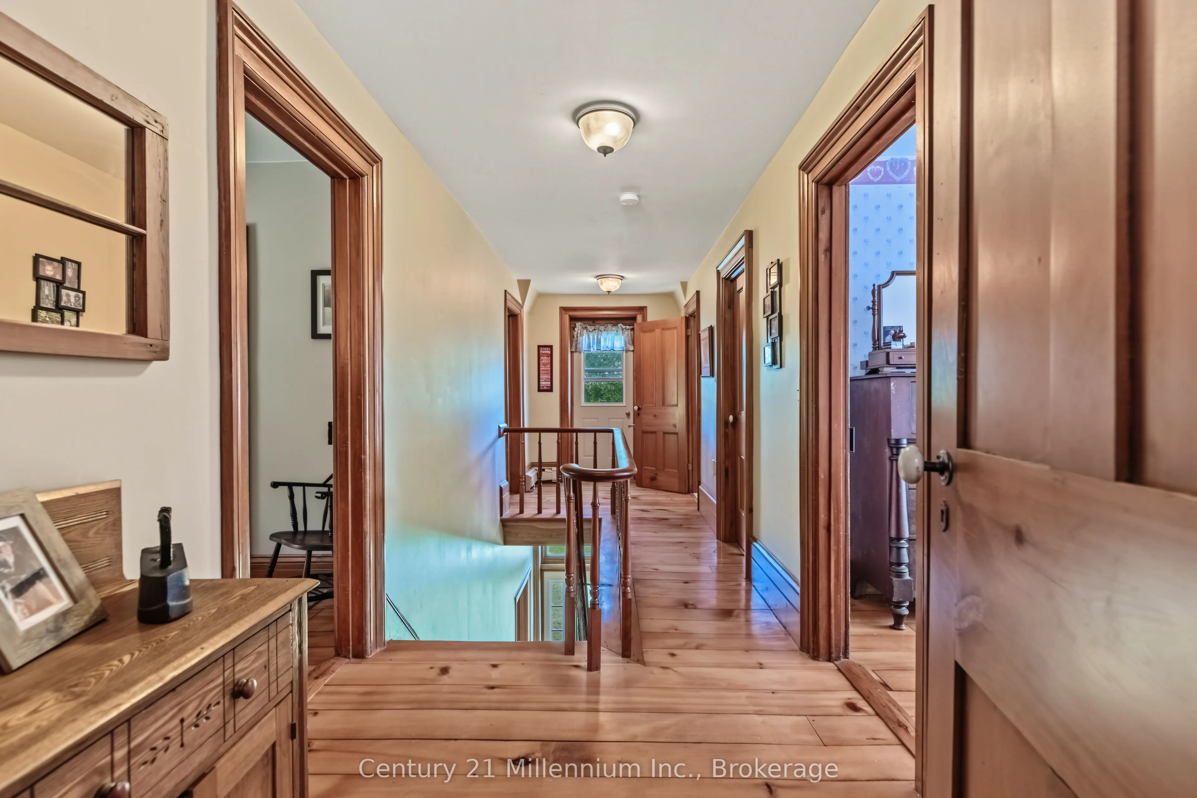 395 Elsinore Road N