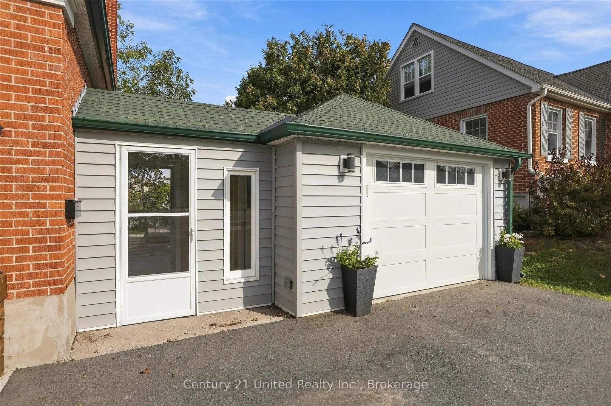 766 Devon Avenue
