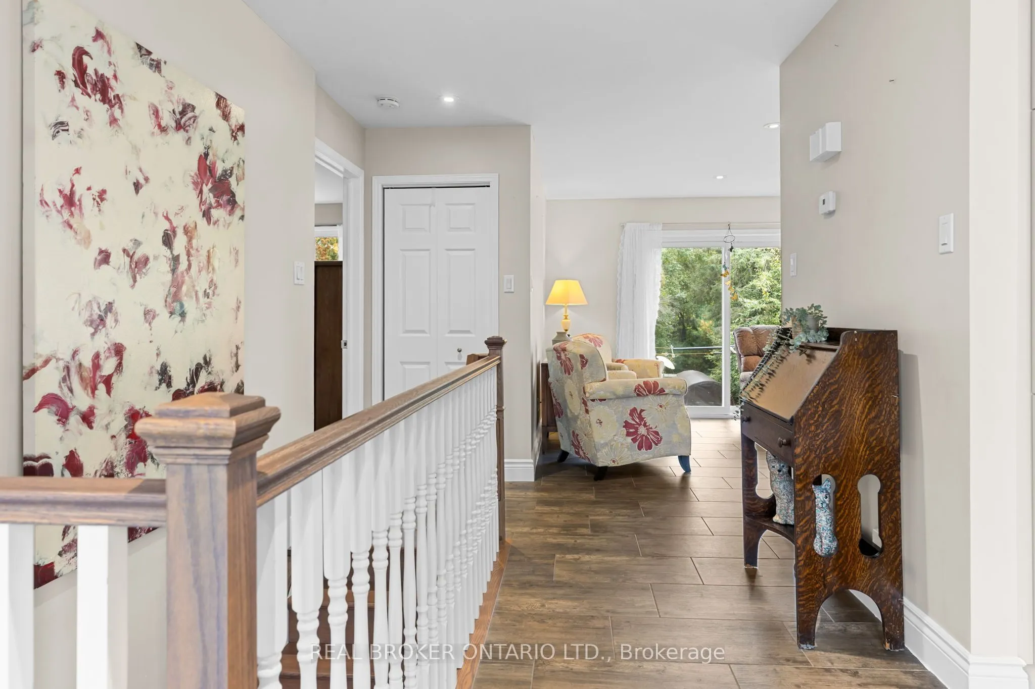 316 Clothier Street W