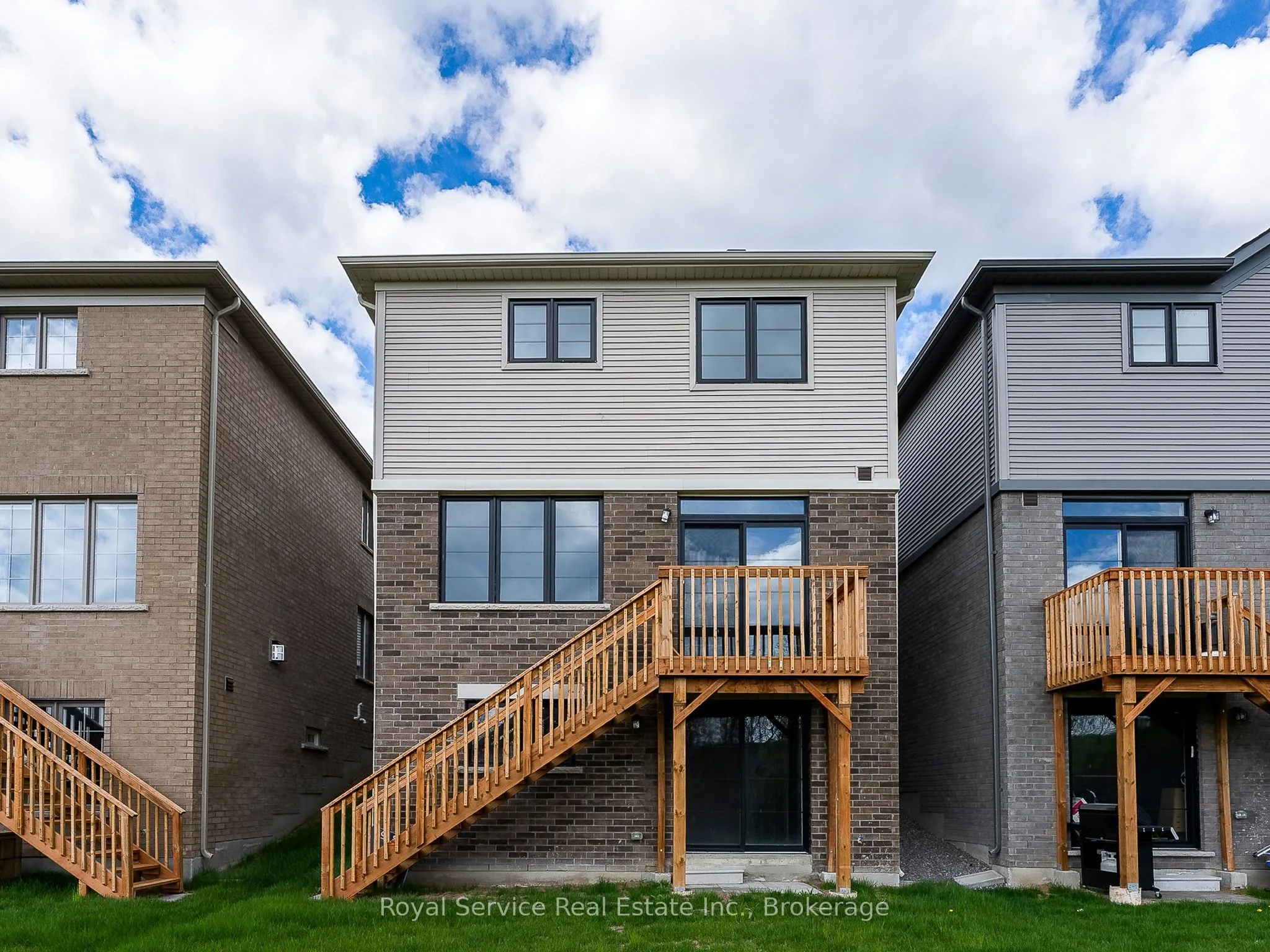 472 Trevor Street