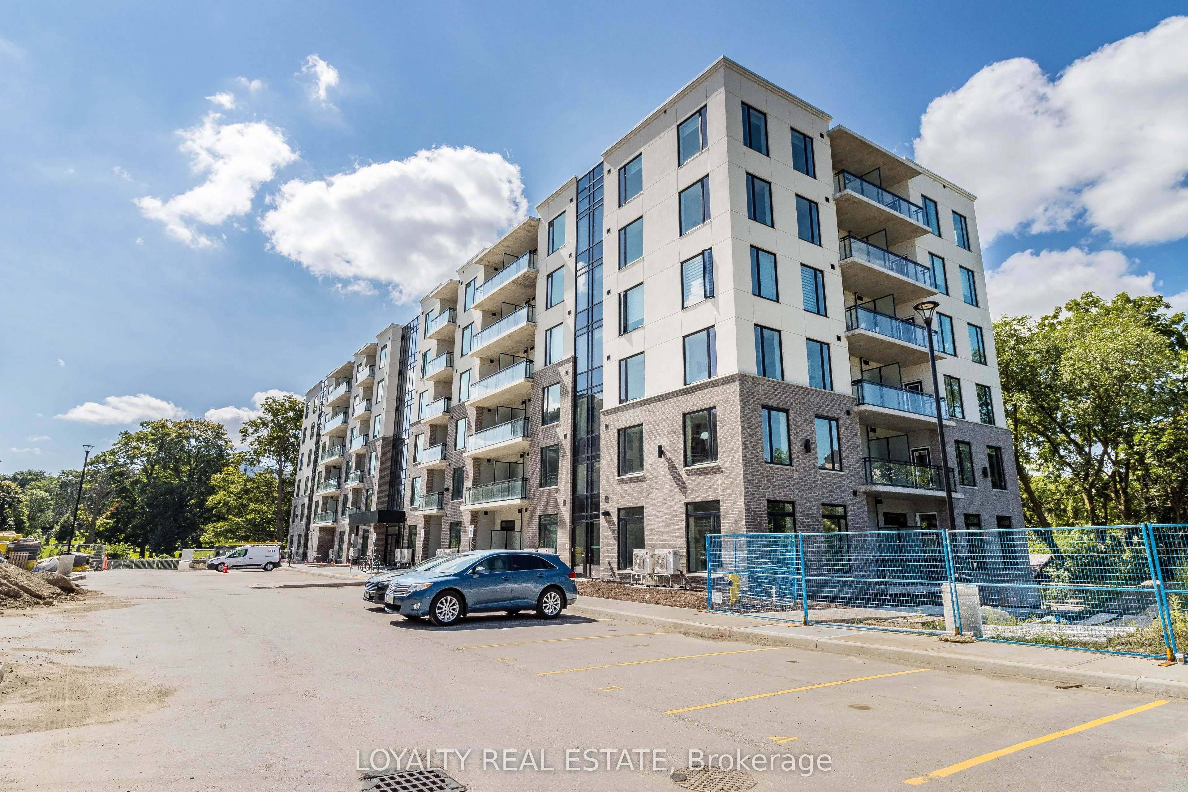103 Rogers Street #601