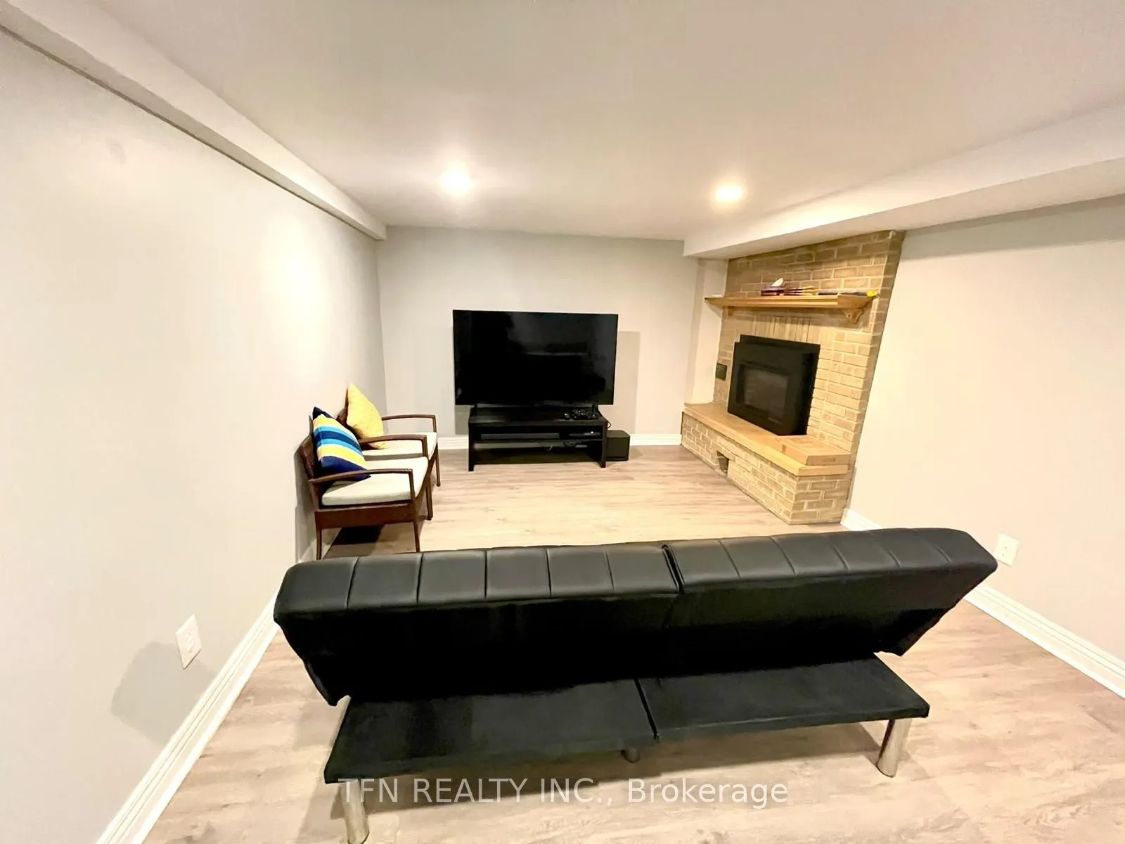 1301 Niagara River Parkway